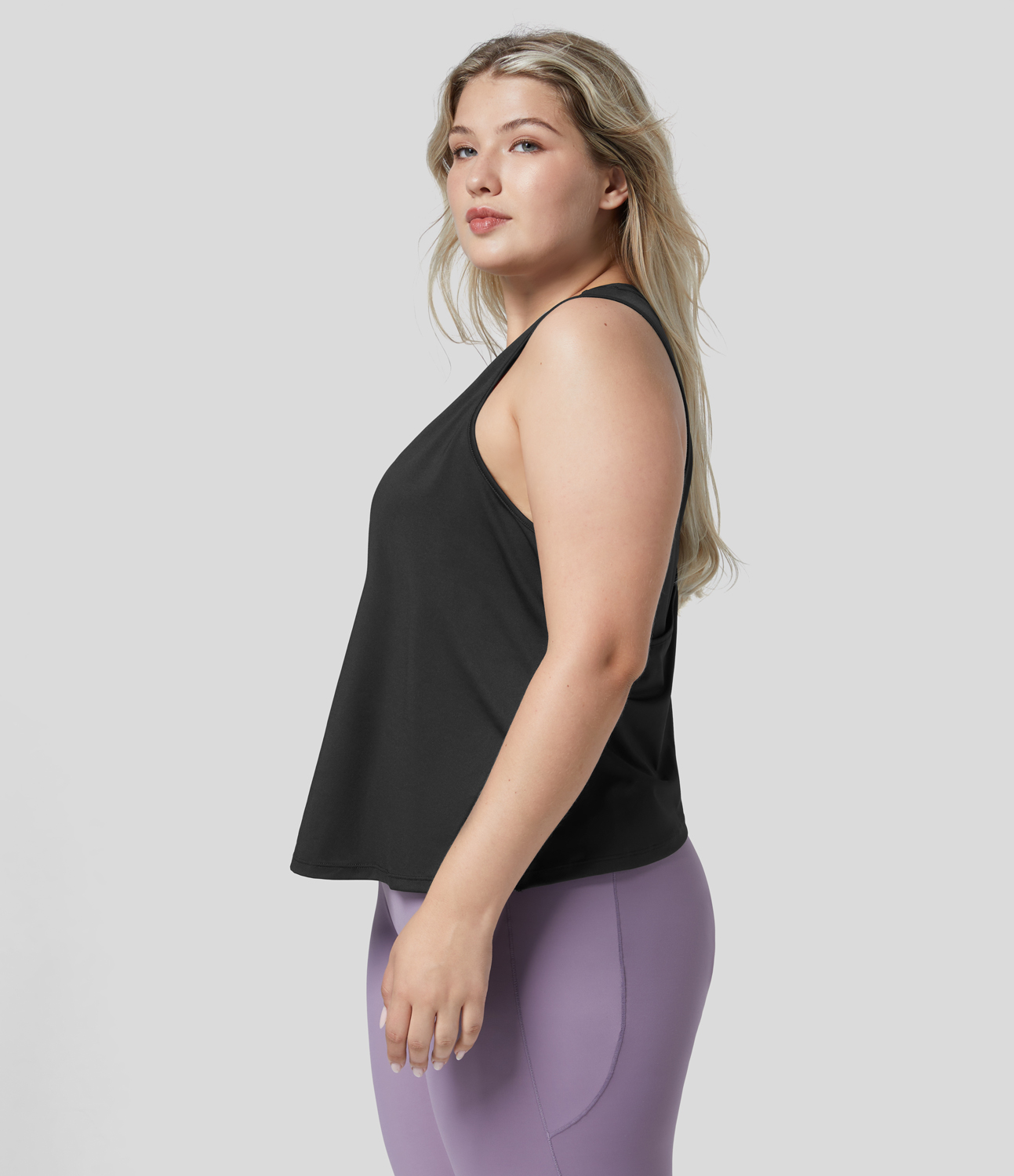 

Halara Cut Out Crossover Hem Solid Yoga Plus Size Tank Top - Black