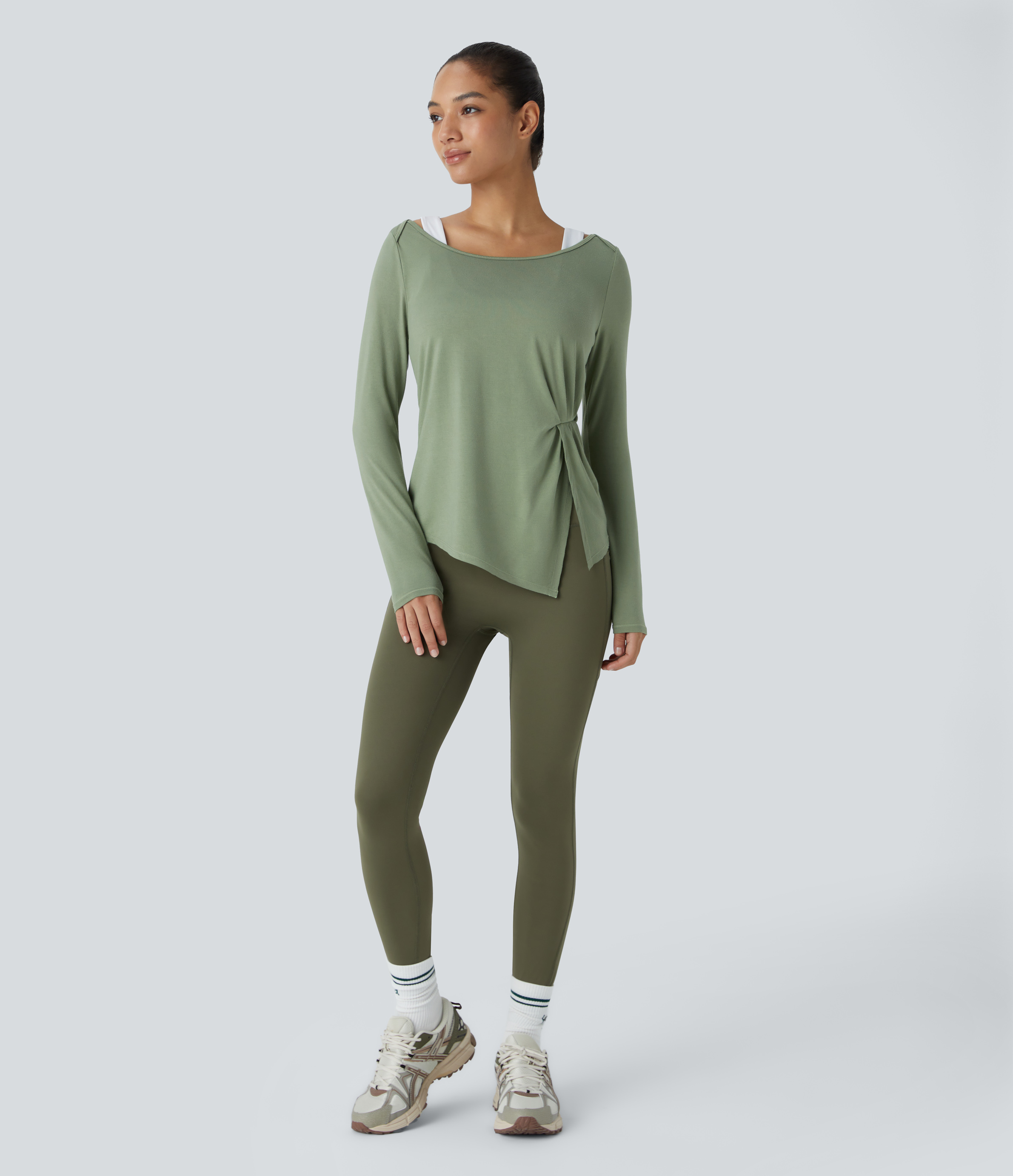 Halara Scoop Neck Long Sleeve Ruched Split Hem Slim Yoga Sports Top  - Watercress - S 