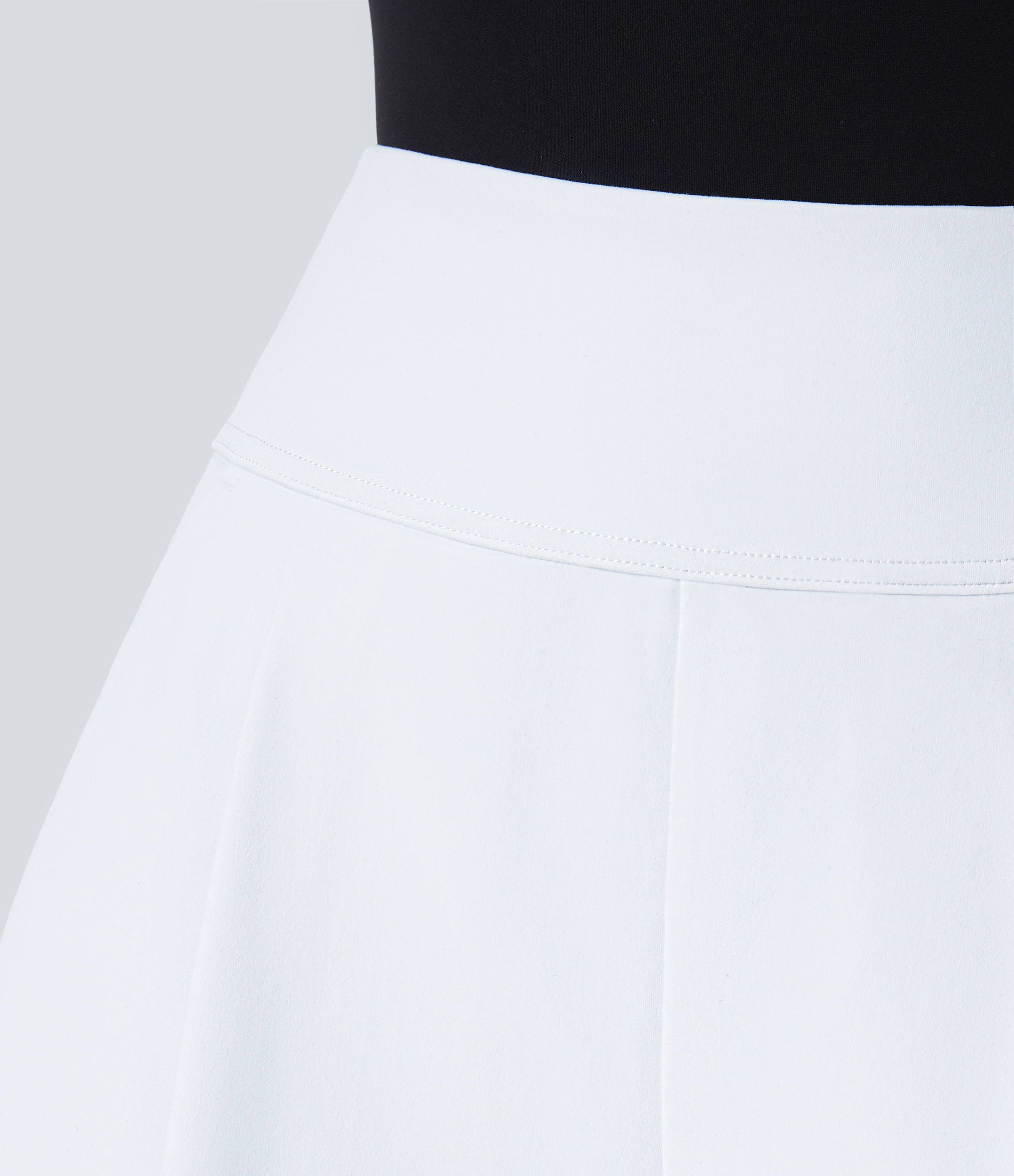 Halara High Waisted Plicated Side Pocket Wide Leg Work Shorts  - White - S 