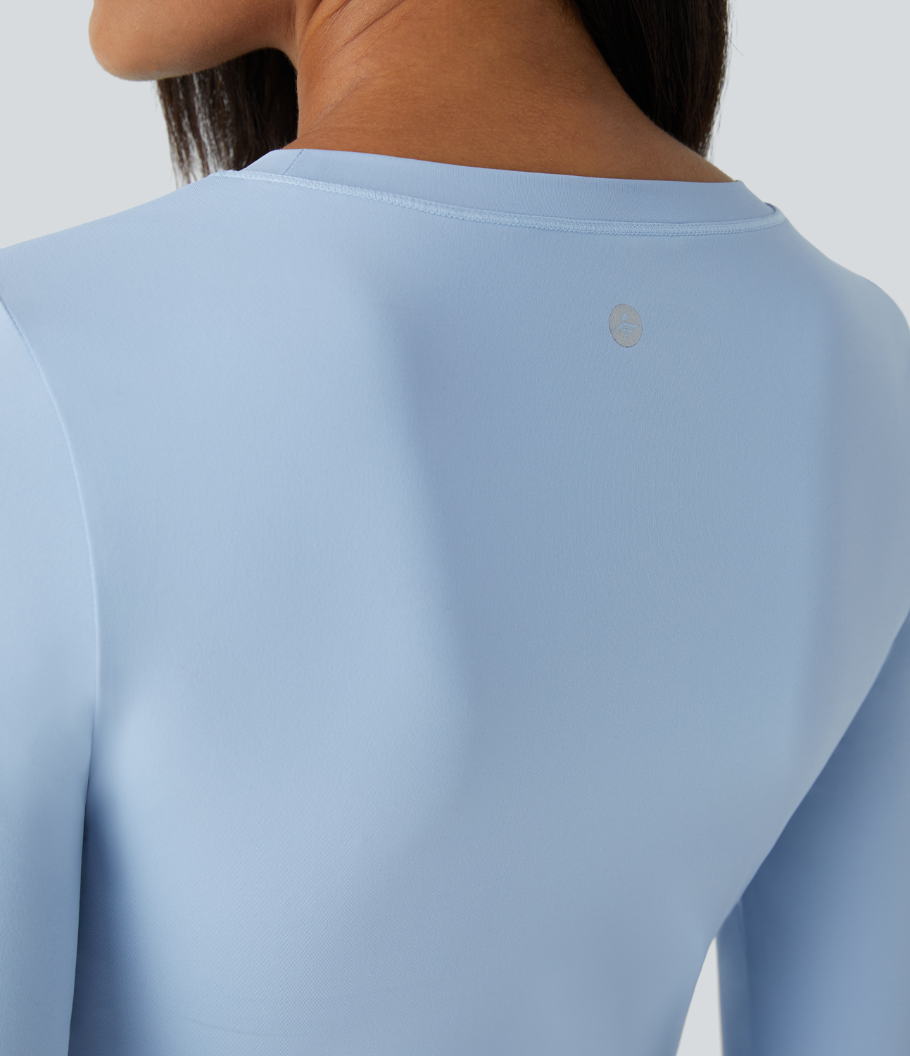 Halara Round Neck Long Sleeve Twisted Hem Slim Cropped Yoga Sports Top  - Cool Ice Blue - XL 