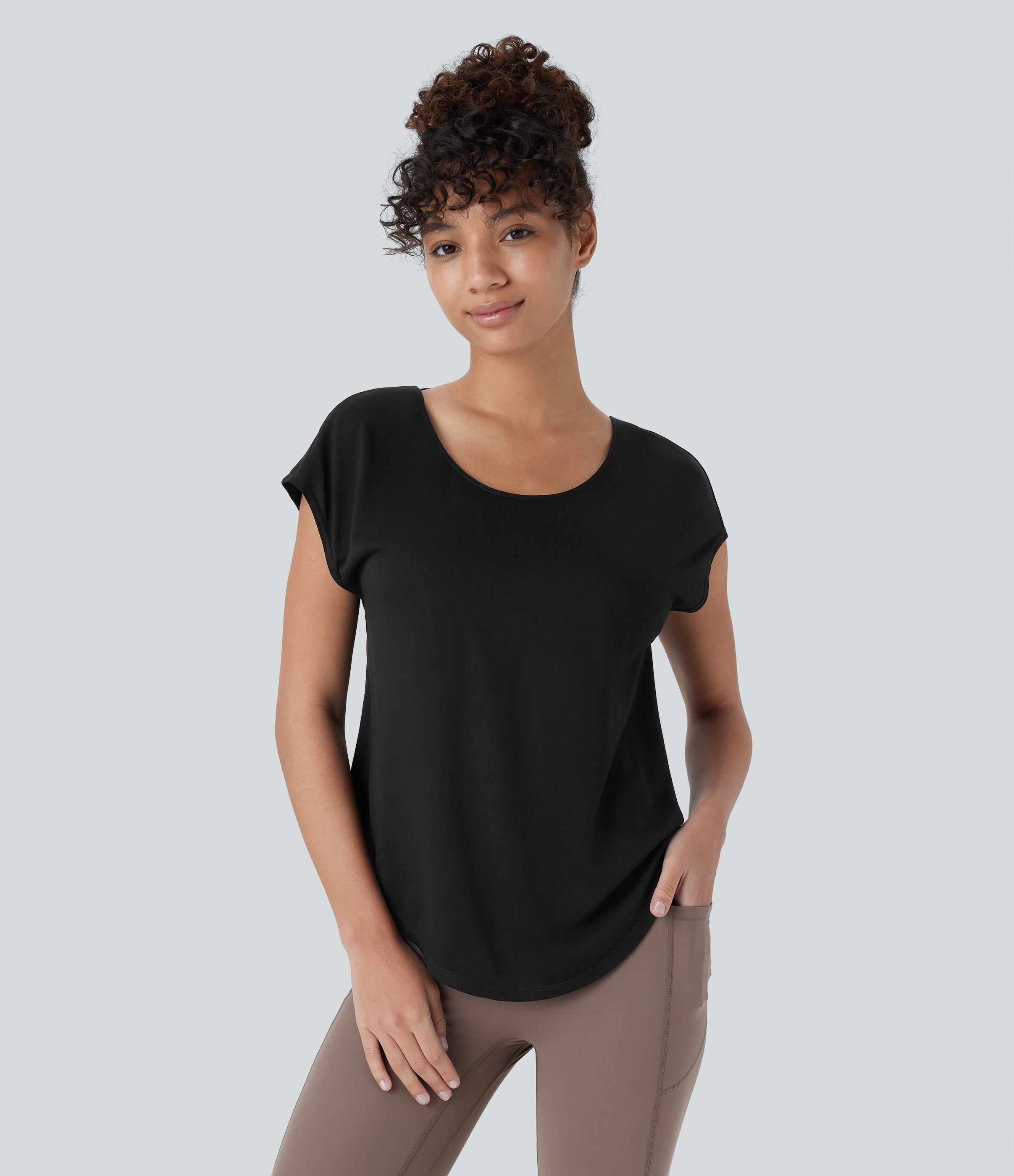 Halara Backless Cowl Back Short Sleeve Curved Hem Yoga Sports Top  - Black - L 