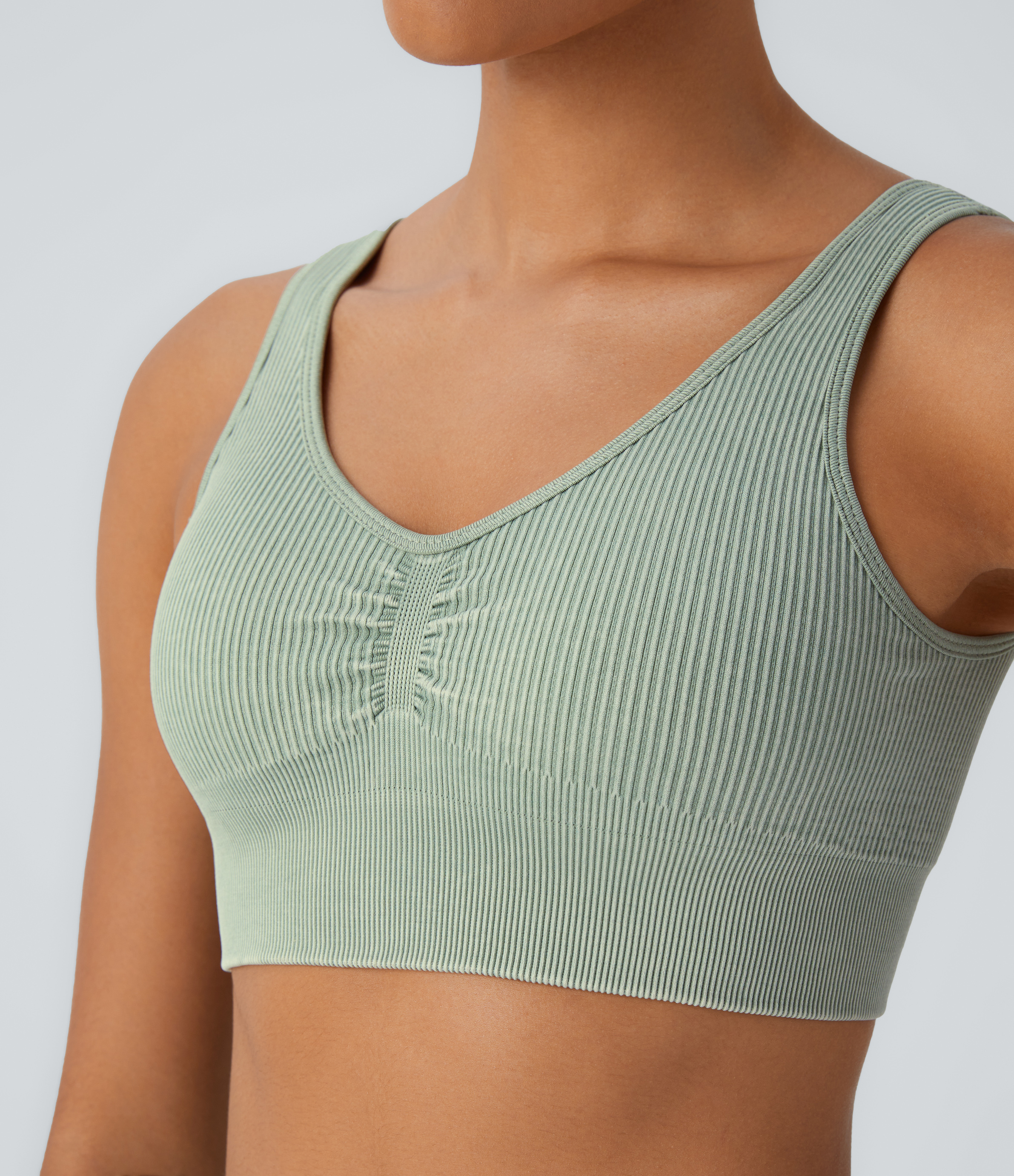 Halara Seamless Flow Medium Support Ruched Yoga Sports Bra  - Pistachio - M push up bra strapless bra backless bra sticky bra wireless bra 