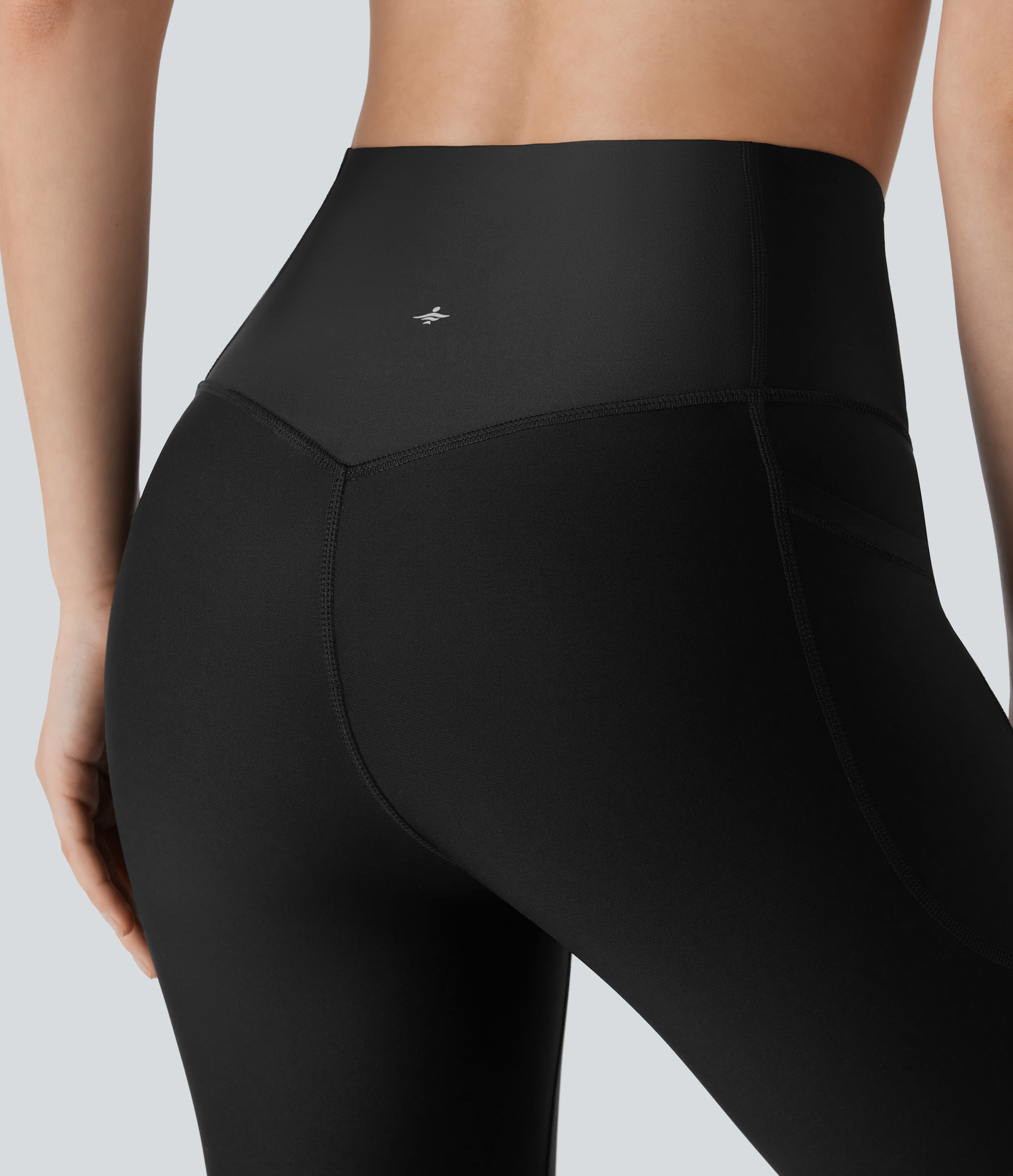 Halara SoCinched High Waisted Tummy Control Side Pocket Sheen Workout Leggings  - Black - M(7/8) gym leggings leggings with pockets 
