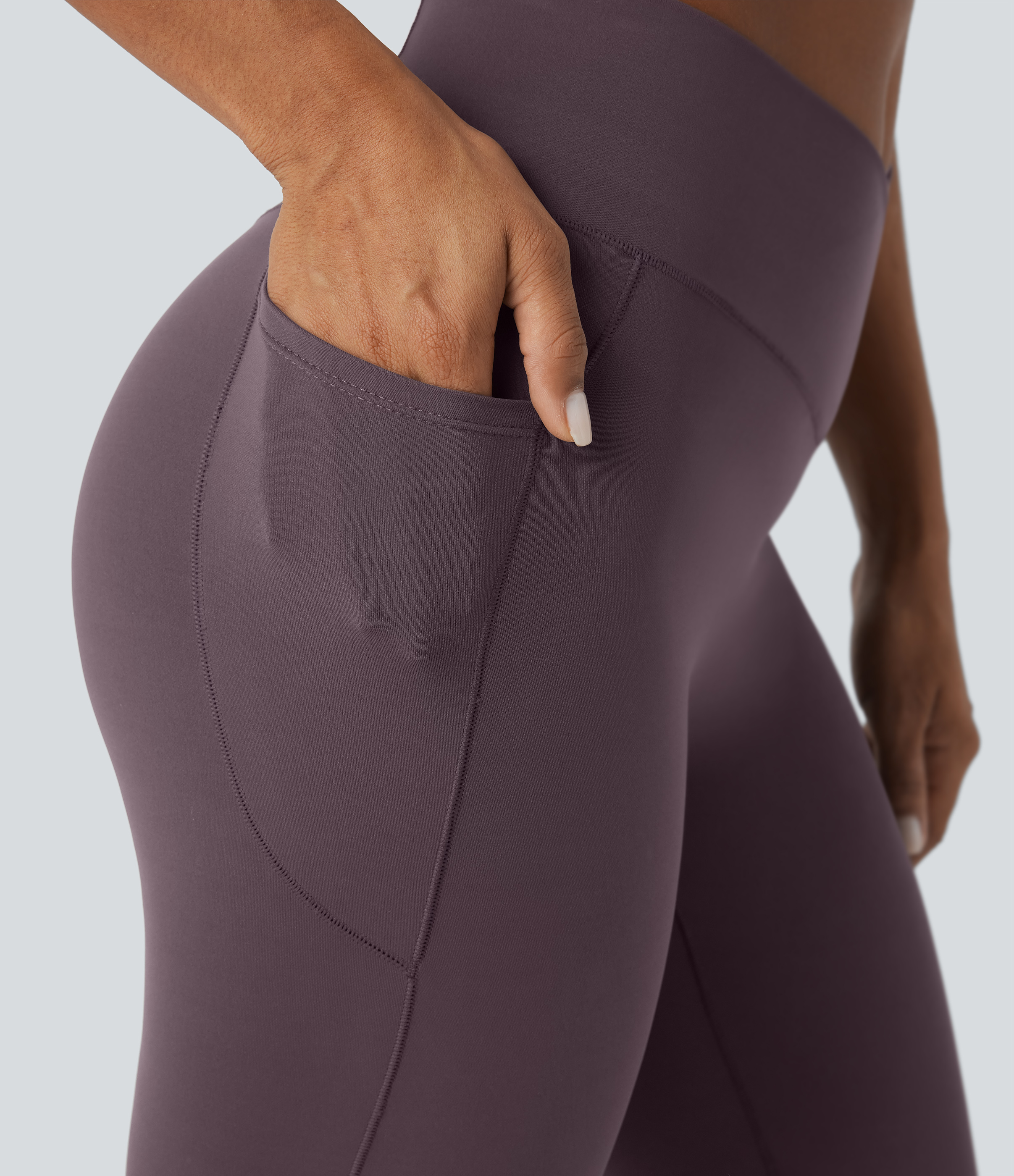 Halara PatitoffВ® 2.0 Pet Hair Resistant High Waisted Crossover Side Pocket Capri Yoga Leggings  - Light Gray Plum Purple - M gym leggings 