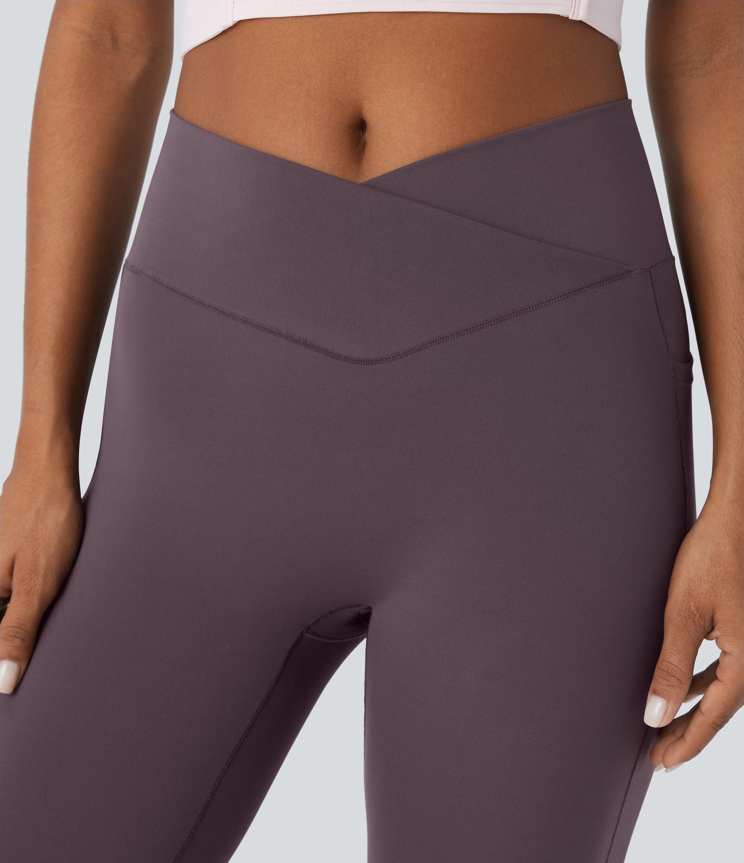 Halara PatitoffВ® 2.0 Pet Hair Resistant High Waisted Crossover Side Pocket Capri Yoga Leggings  - Light Gray Plum Purple - M gym leggings 