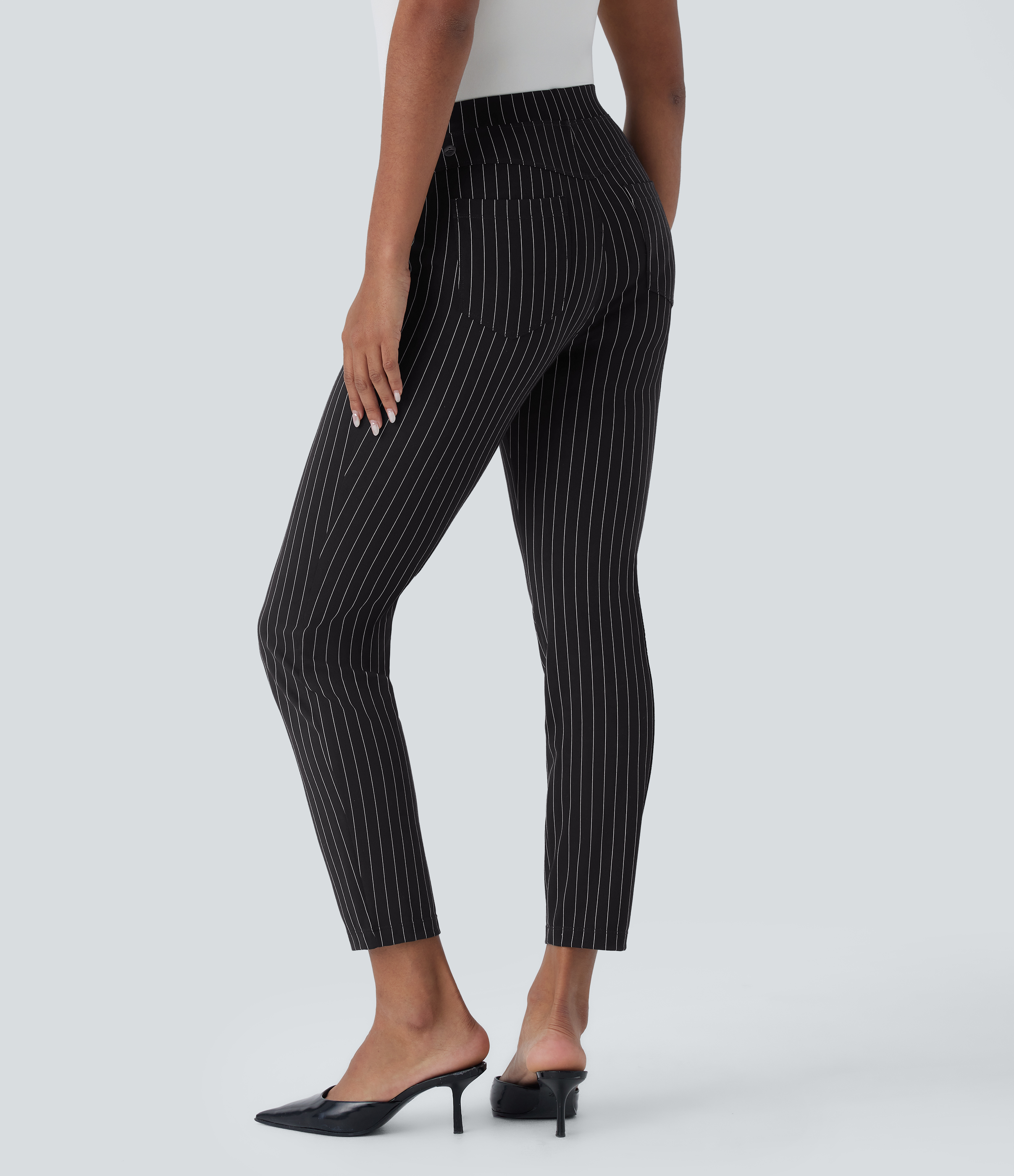 Halara High Waisted Side Pocket Cool Touch Stripe Slim Work Pants  - Black White Pinstripe - M(regular) sweatpants jogger pants 