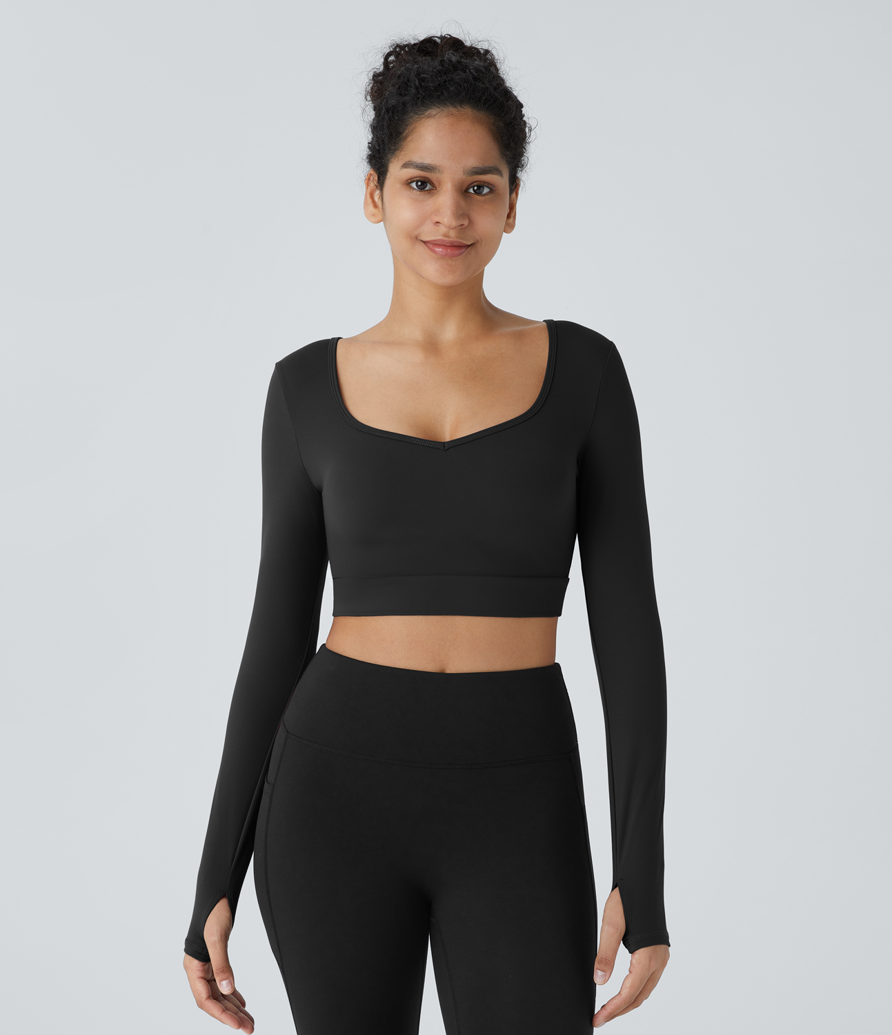 Halara Softlyzeroв„ў Plush Cut Out Twisted Thumb Hole Cropped Yoga Sports Top  - Black - M 