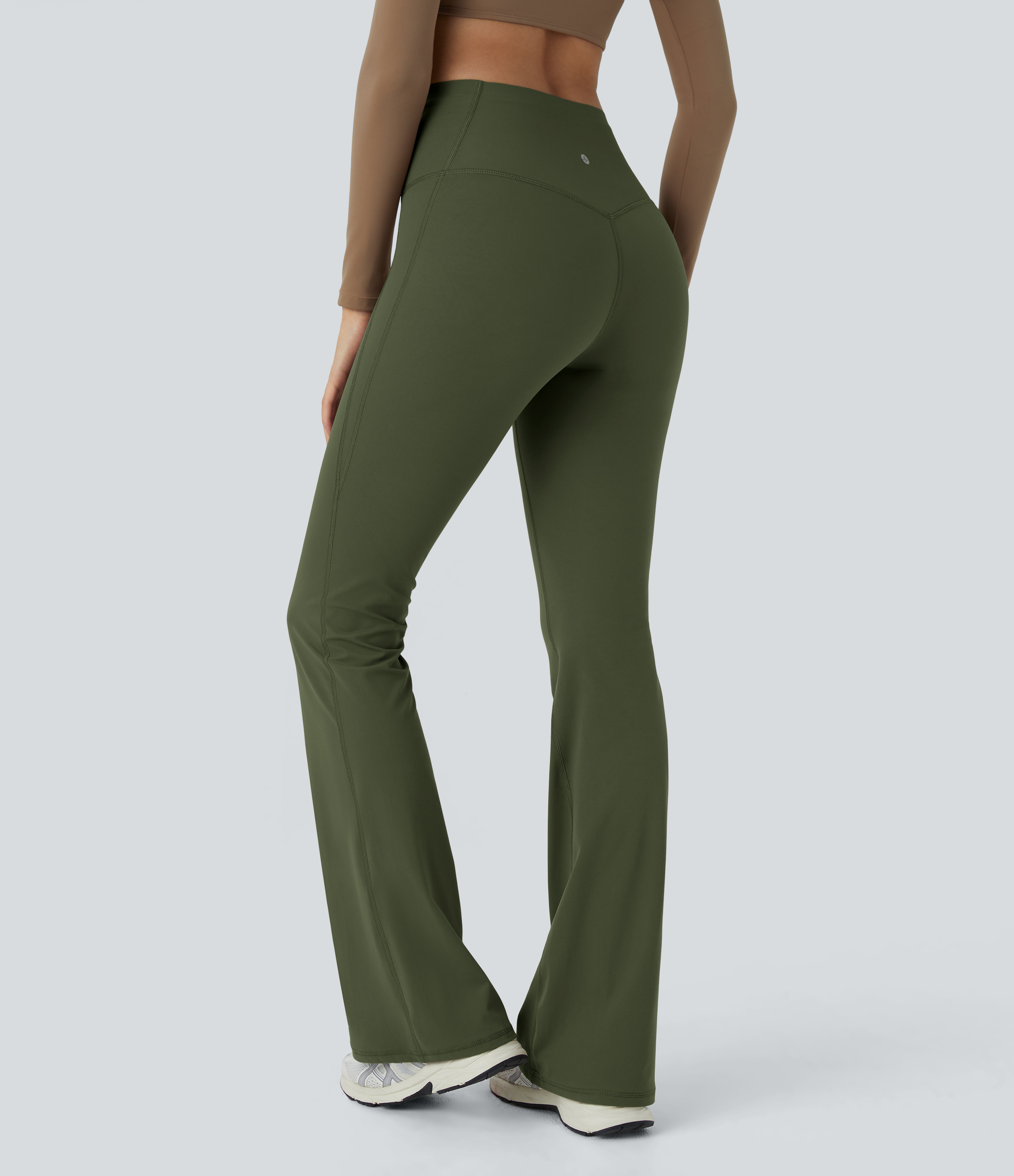 Halara SoCinched High Waisted Tummy Control Shaping Yoga UltraSculpt Flare Leggings  - Deep Woodland Green - M(regular) gym leggings 
