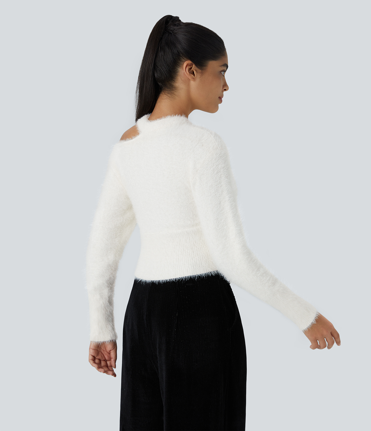 Halara Round Neck Off Shoulder Long Sleeve Casual Sweater  - White - M 