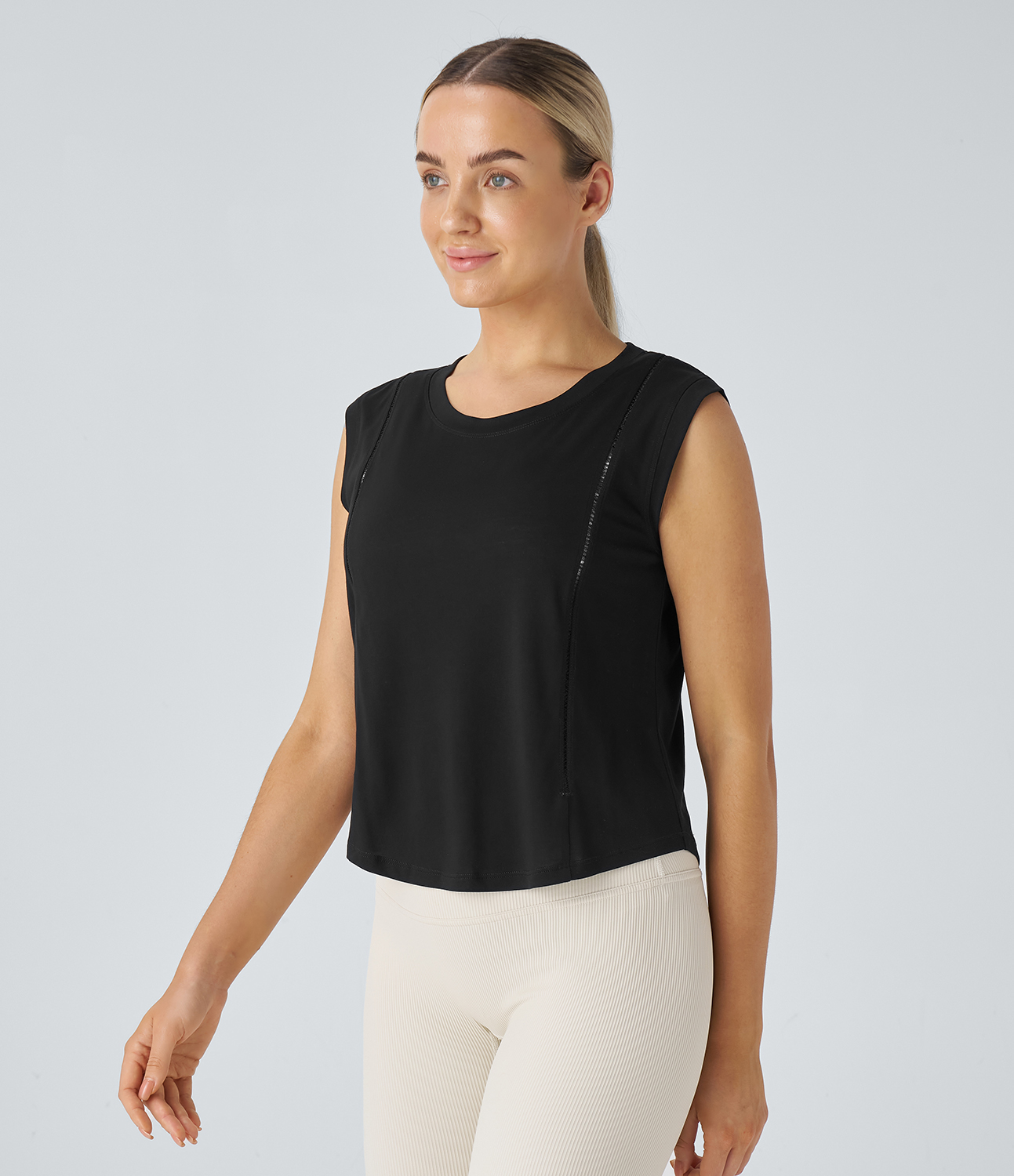 Halara Round Neck Cut Out Yoga Tank Top Tank Top - Black - L golf tops halter top tunic tops sleeveless tops backless top 