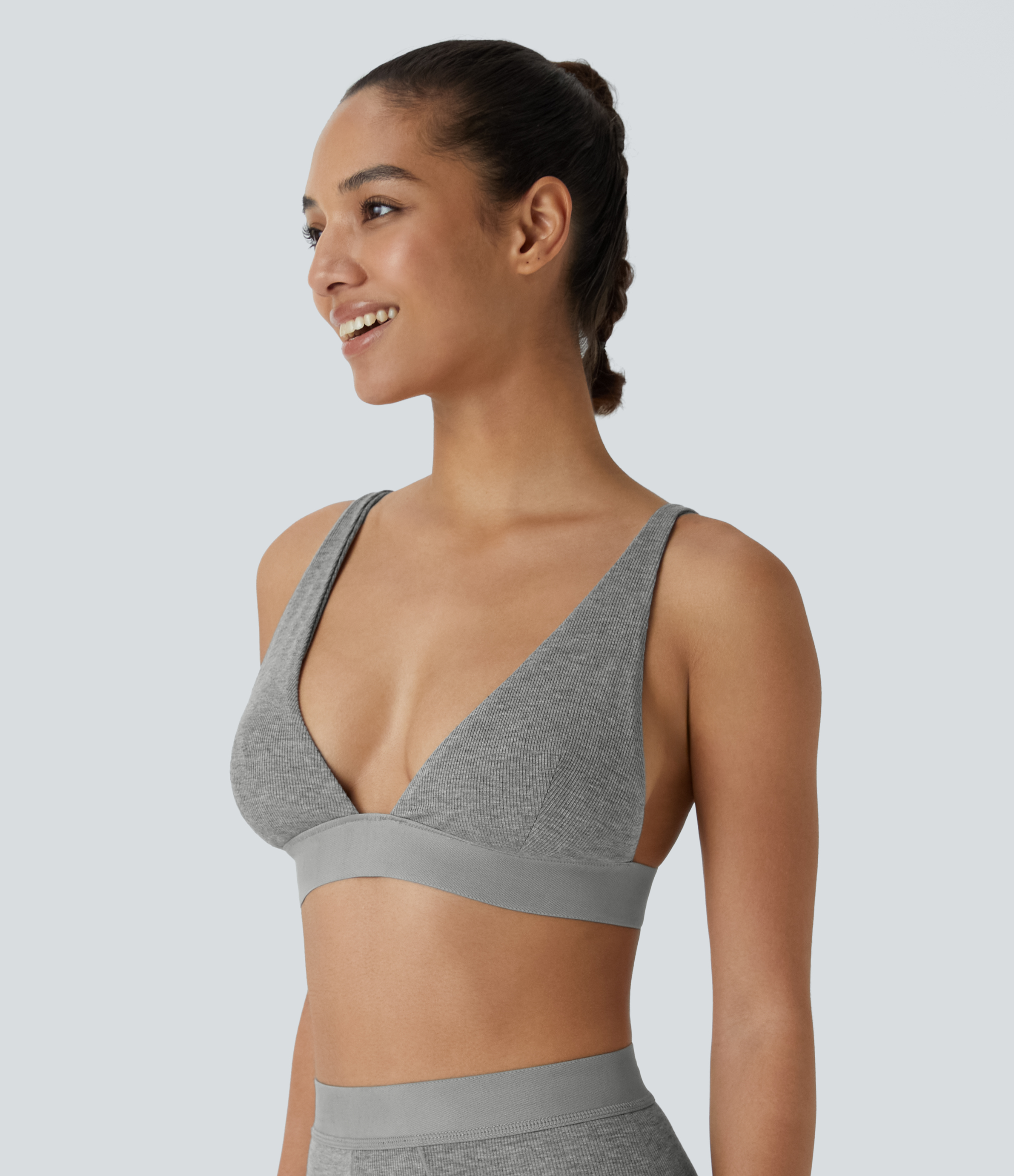Halara High Stretch Skin Friendly Adjustable Strap Lounge Bra  - Fog Gray - S 