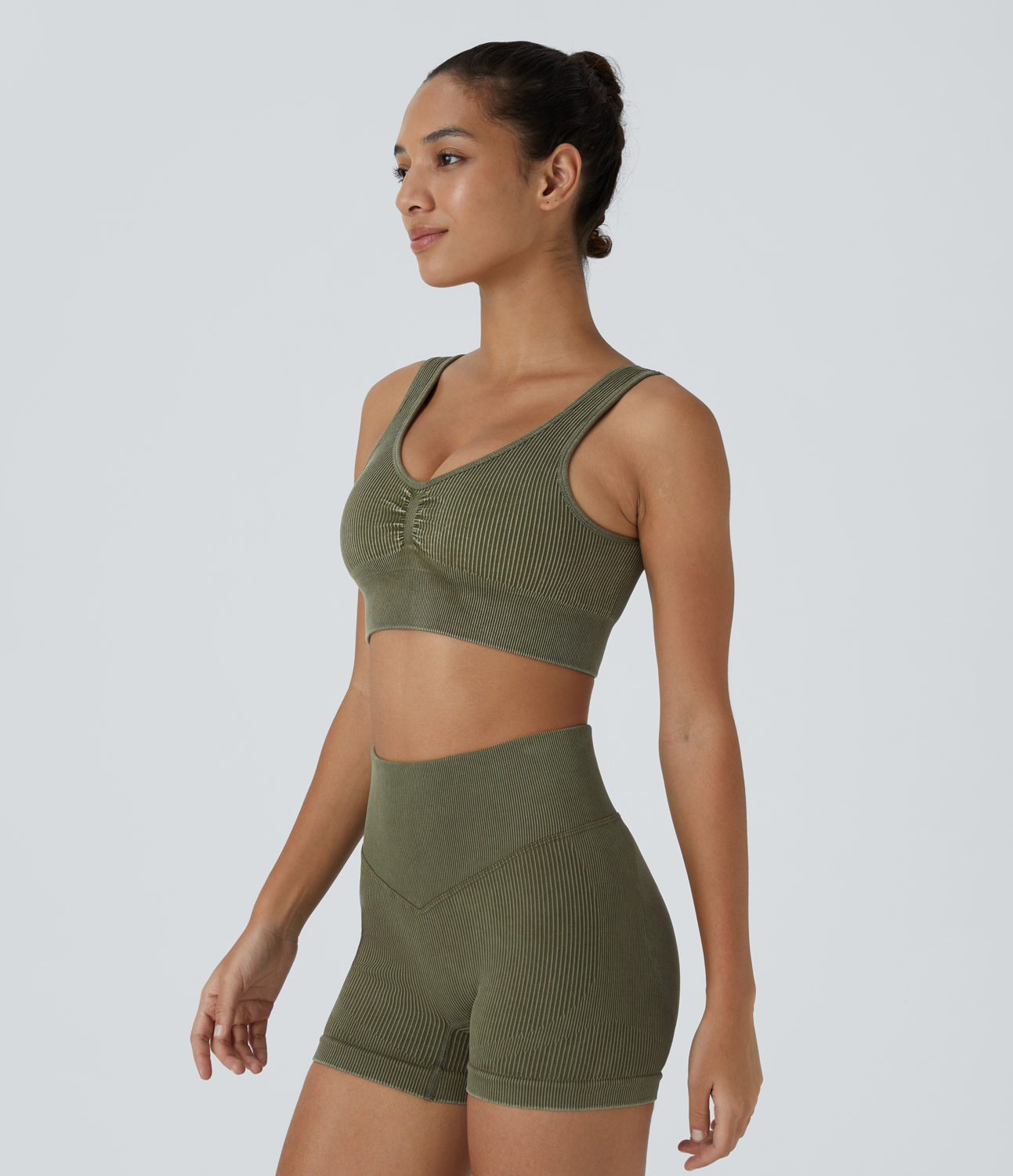 Halara Seamless Flow Medium Support Ruched Yoga Sports Bra  - Grey Green - M push up bra strapless bra backless bra sticky bra wireless bra 