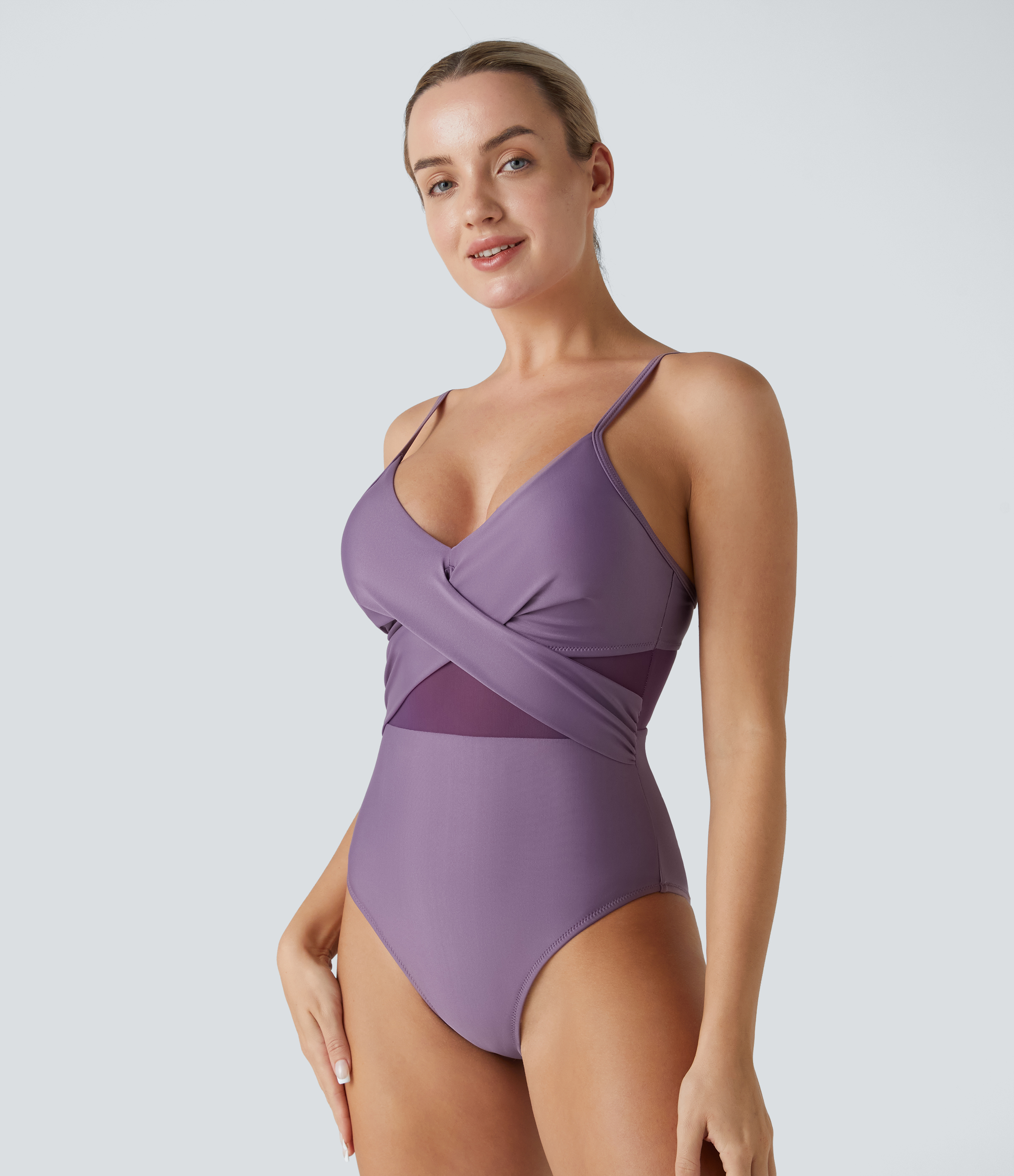 【in a row】Hall Strap One Piece Hilor Women's Strapless One Piece Swimsuits Front Twist