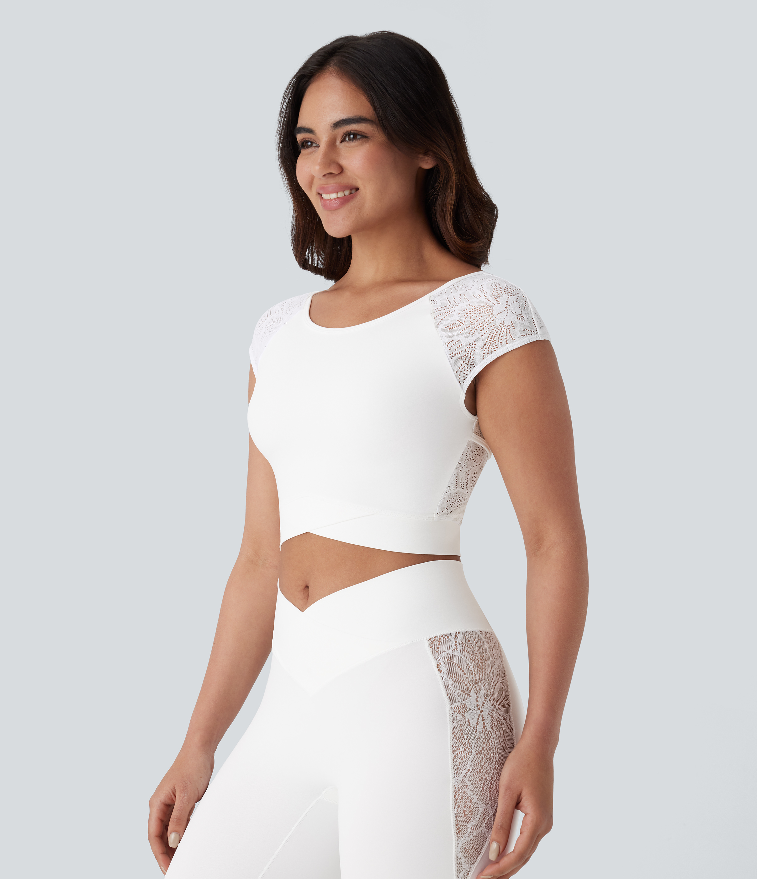 Halara Softlyzeroв„ў Backless Contrast Lace Crossover Hem Cropped Yoga Sports Top-UPF50+  - White - XL 