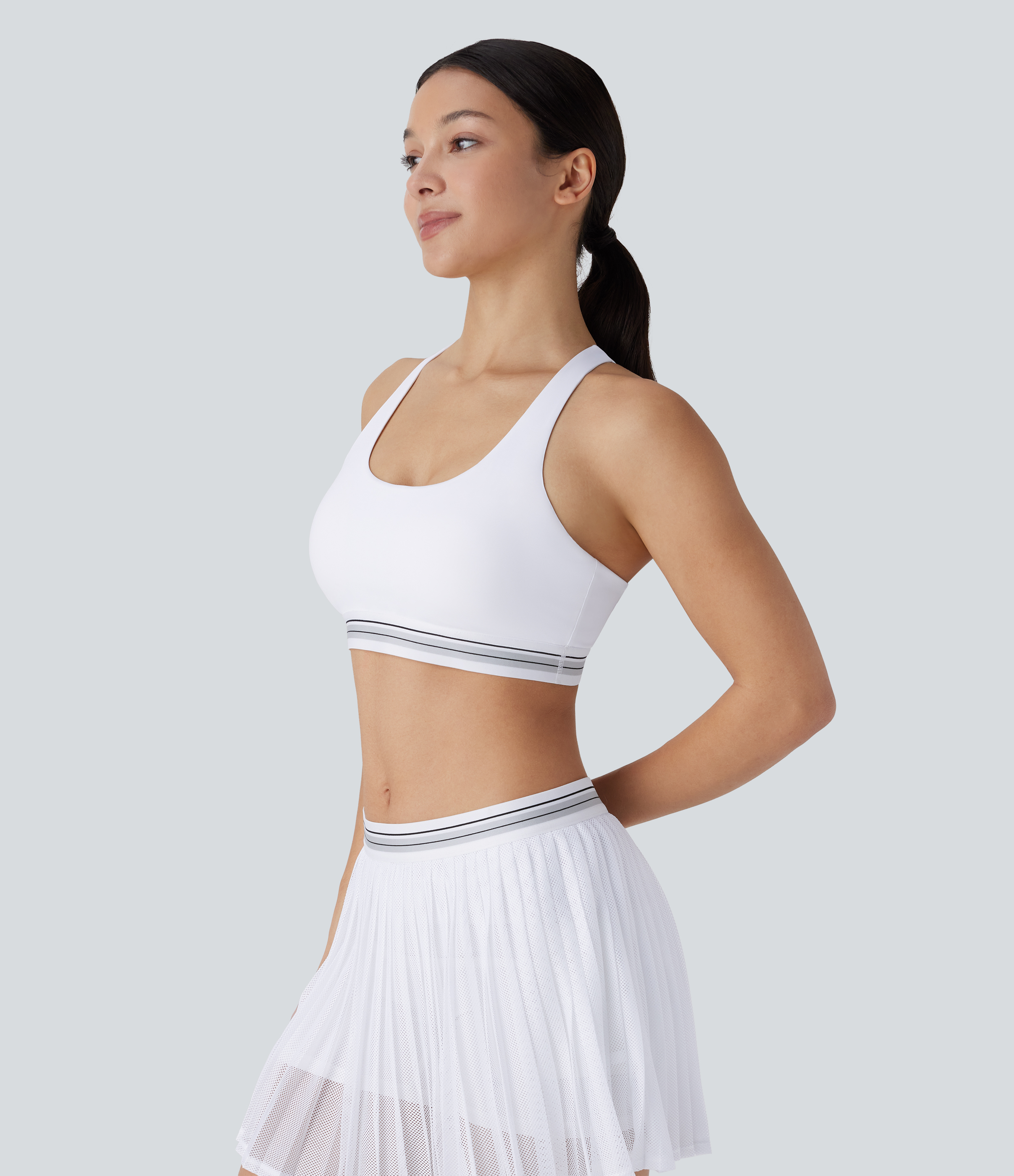 Halara Medium Support U Neck Backless Color Block Quick Dry Tennis Sports Bra  - White - XS push up bra strapless bra backless bra sticky bra 