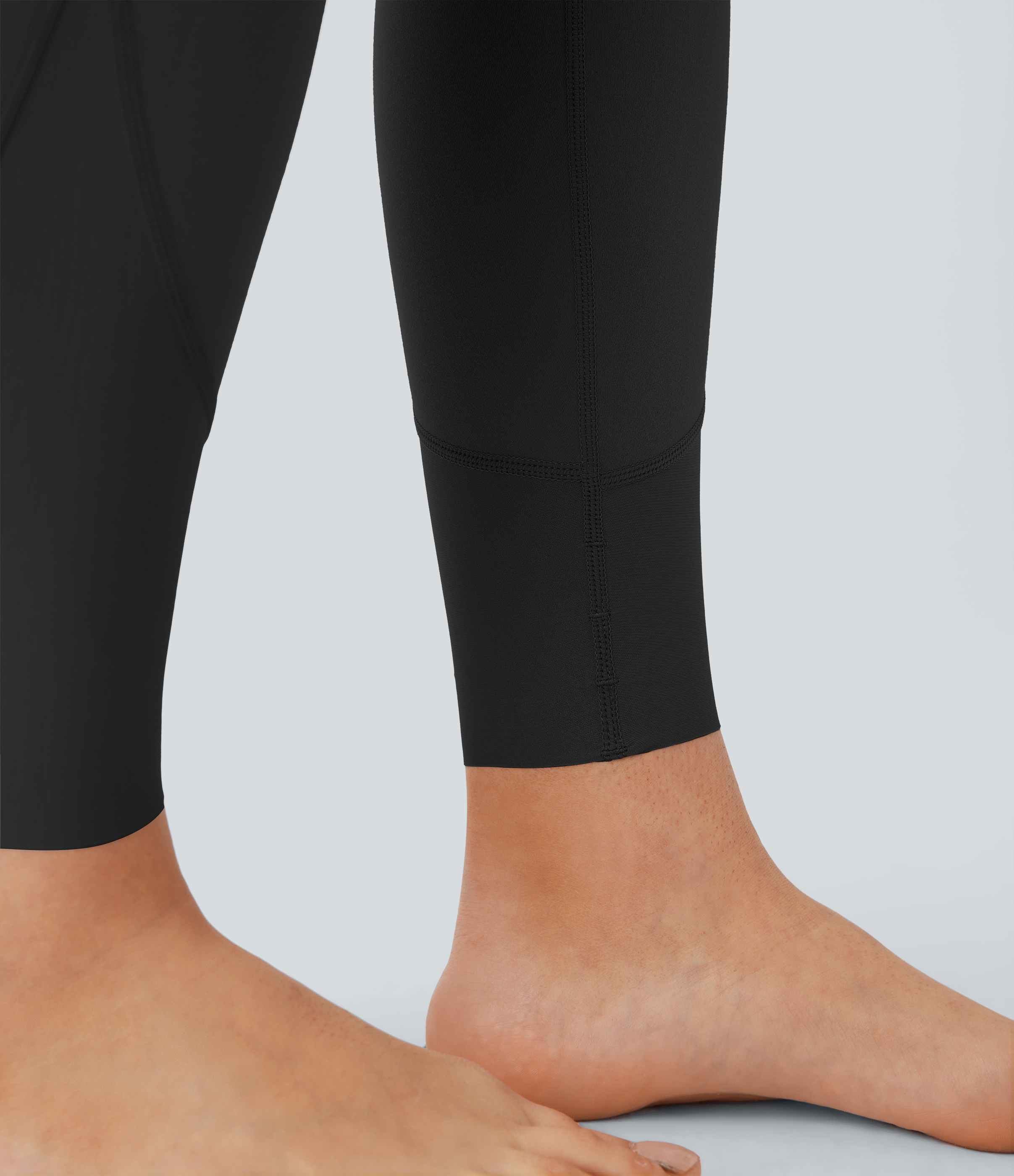 Halara Softlyzeroв„ў Super High Waisted Back Crossover Side Pocket 7/8 Yoga Maternity Leggings-UPF50+  - Black - M(7/8) gym leggings 