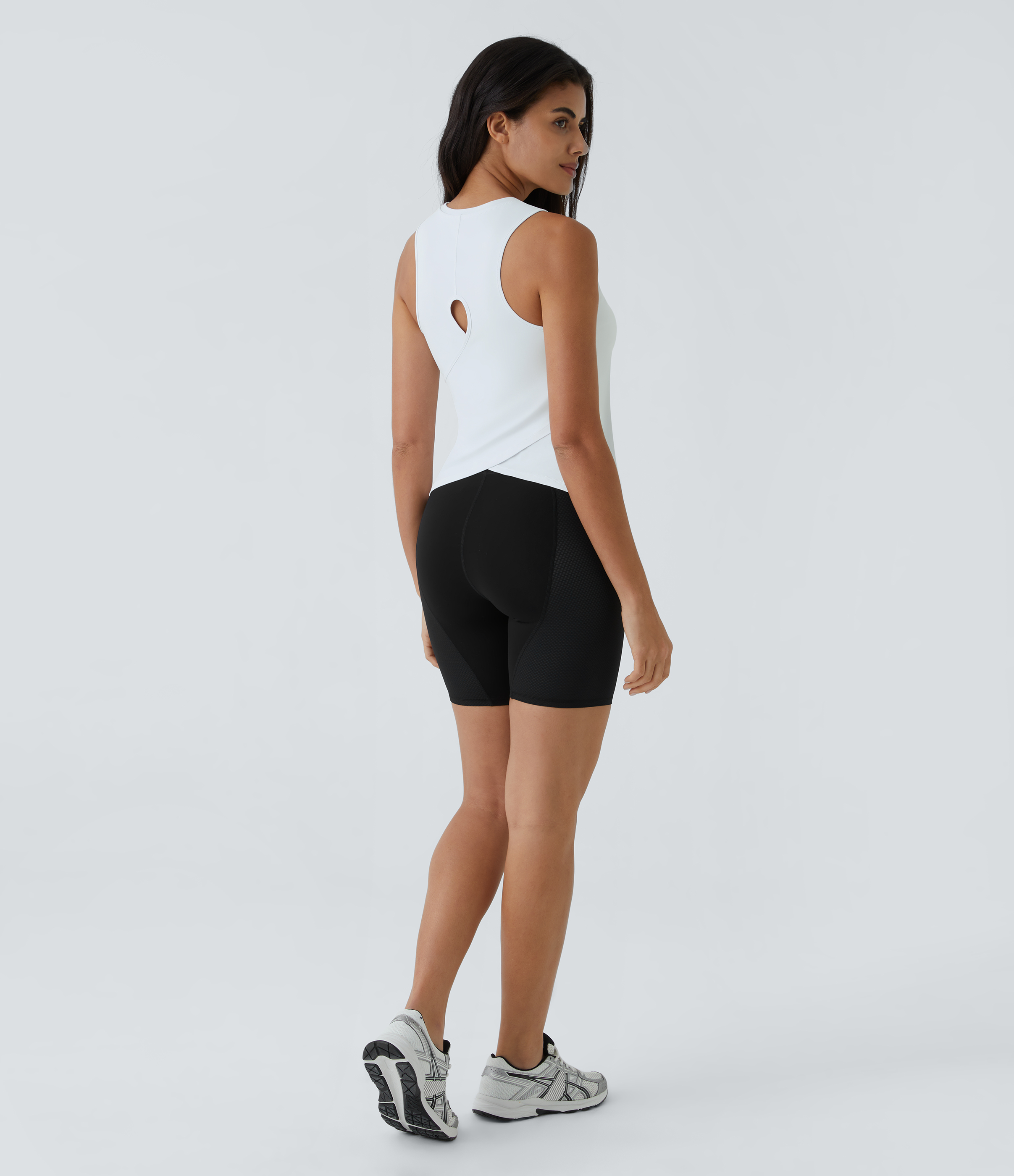 Halara In My Feels Cut Out Crossover Hem Yoga Tank Top Tank Top - White - M golf tops halter top tunic tops sleeveless tops backless top 
