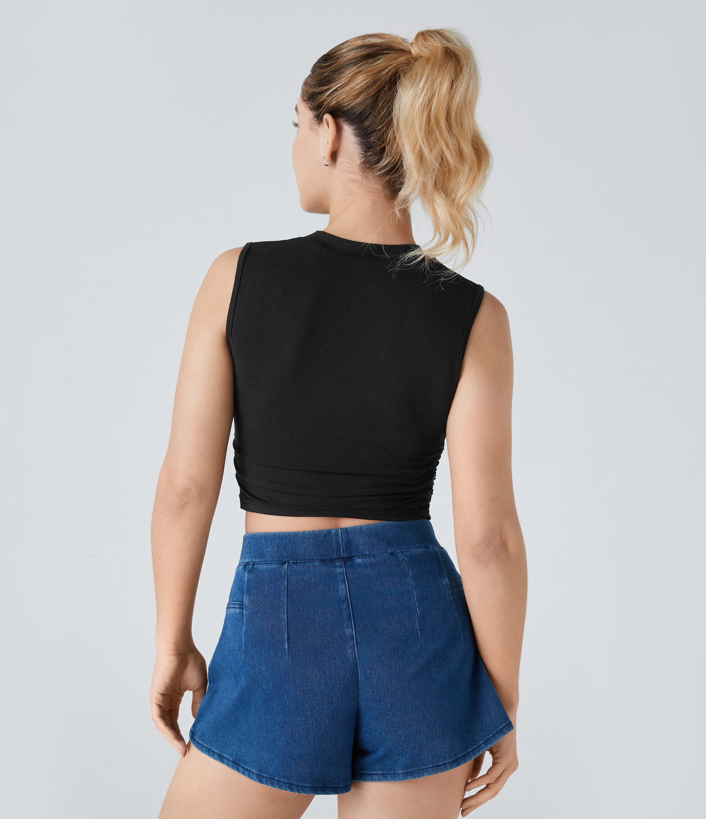 Halara Round Neck Ruched Skinny Cropped Casual Tank Top Tank Top - Black - XL golf tops halter top tunic tops sleeveless tops backless top 