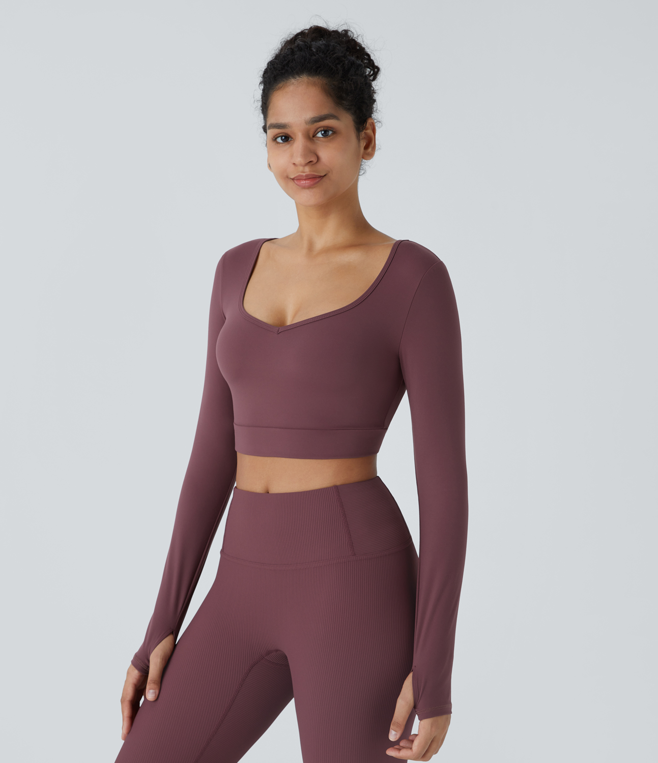 Halara Softlyzeroв„ў Plush Cut Out Twisted Thumb Hole Cropped Yoga Sports Top  - Red Mahogany - S 