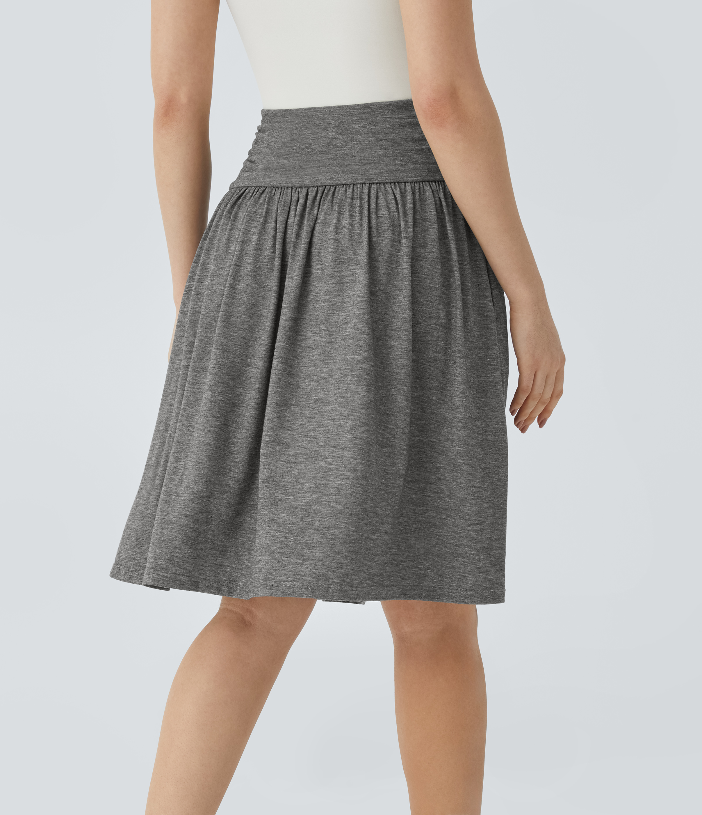Halara High Waisted Ruched Side Pocket Flowy Resort Skirt  - Darl Gray Floral Yarn - XL(regular) 