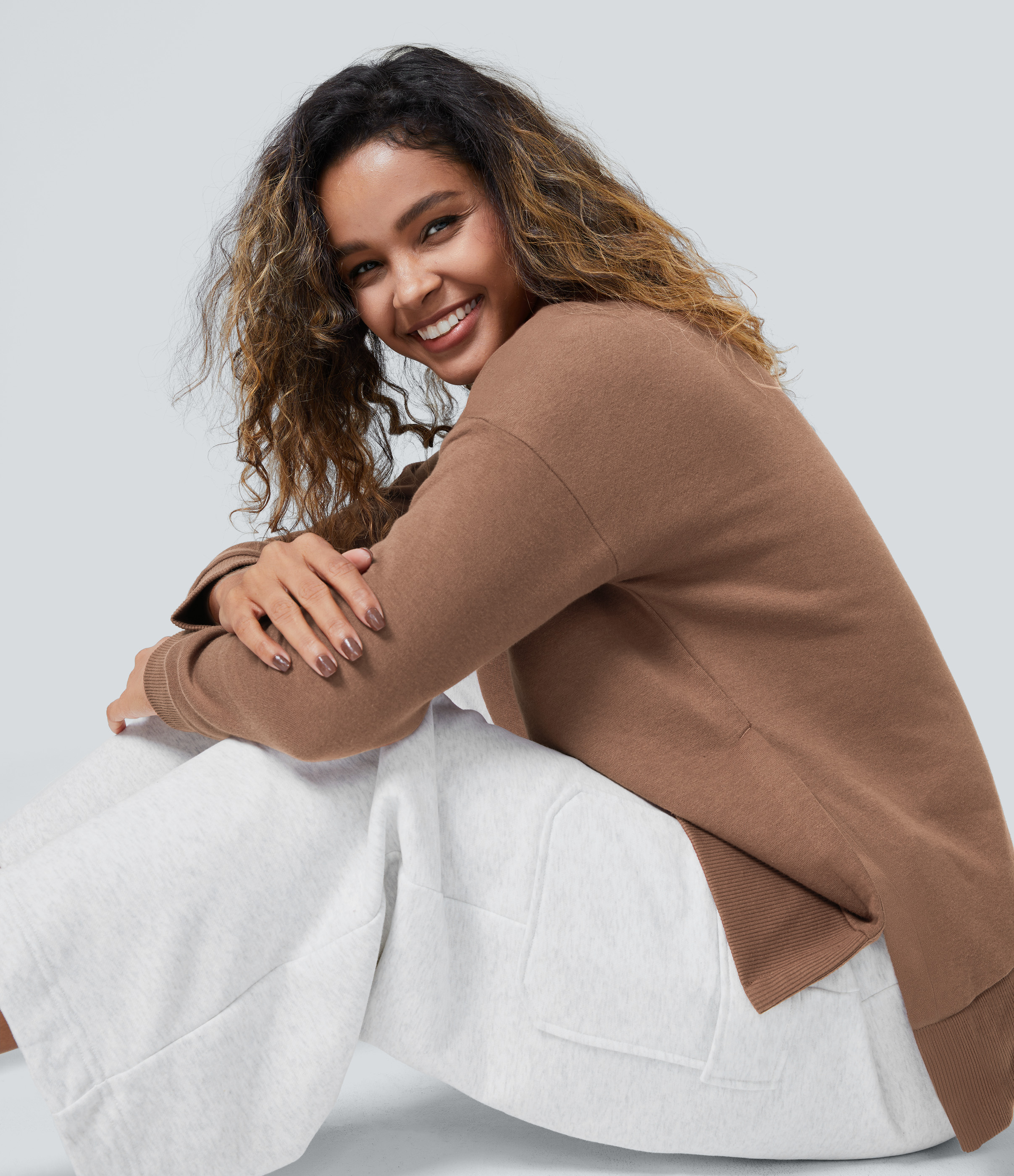 Halara Round Neck Long Sleeve Side Split Fleece Casual Sweatshirt  - Mocha Mousse - XL 