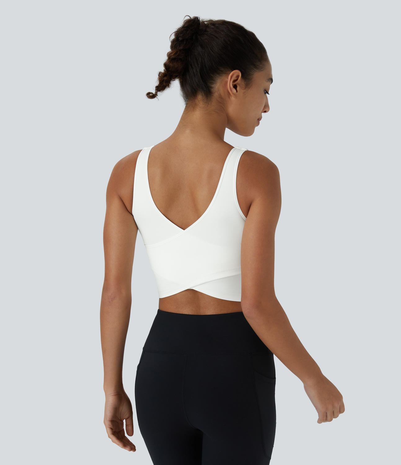 Halara V Back Crossover Workout Cropped Tank Top Tank Top - White - M golf tops halter top tunic tops sleeveless tops backless top 