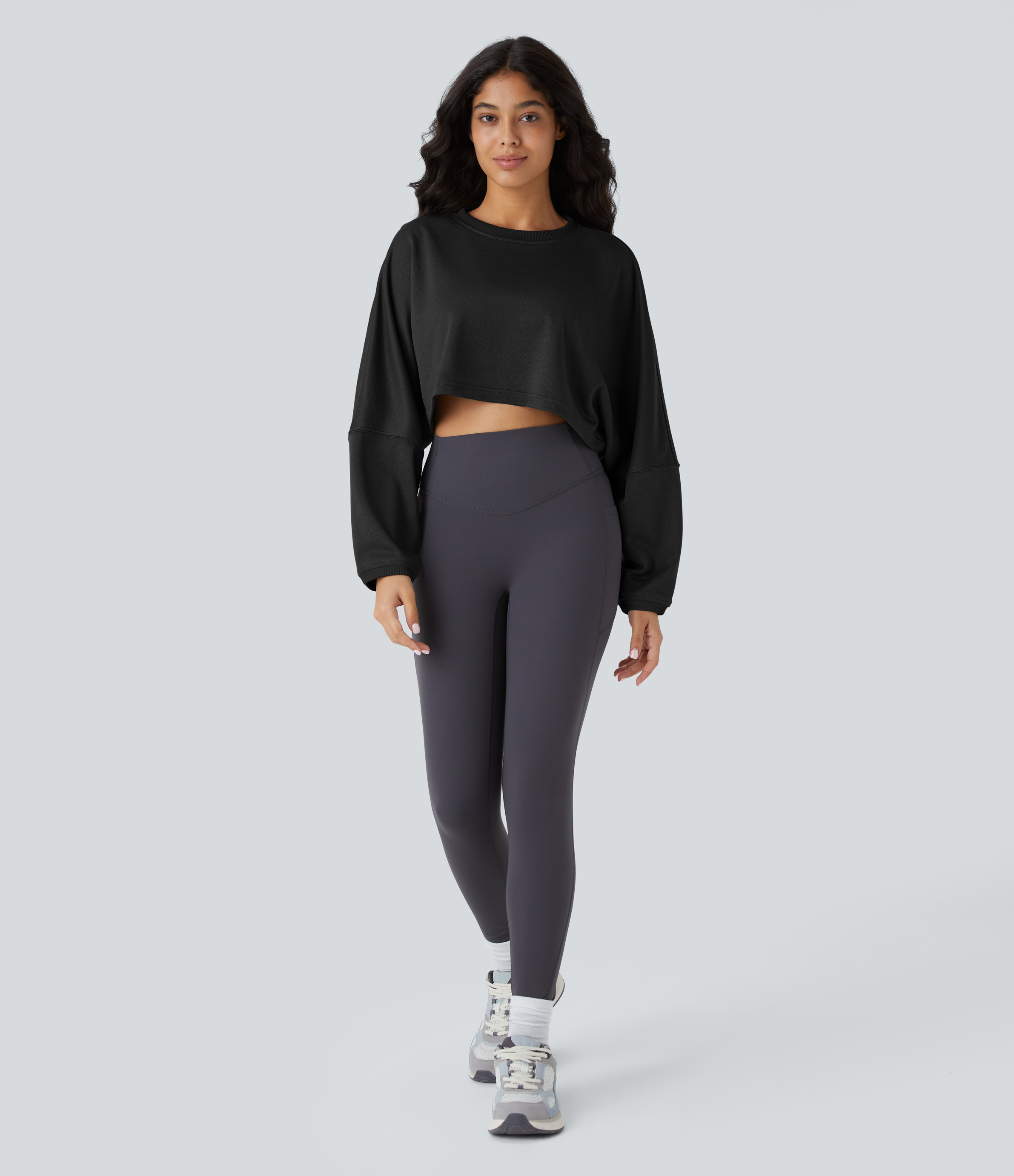 Halara Round Neck Batwing Sleeve Cropped Relaxed Casual Sweatshirt  - Black - L 