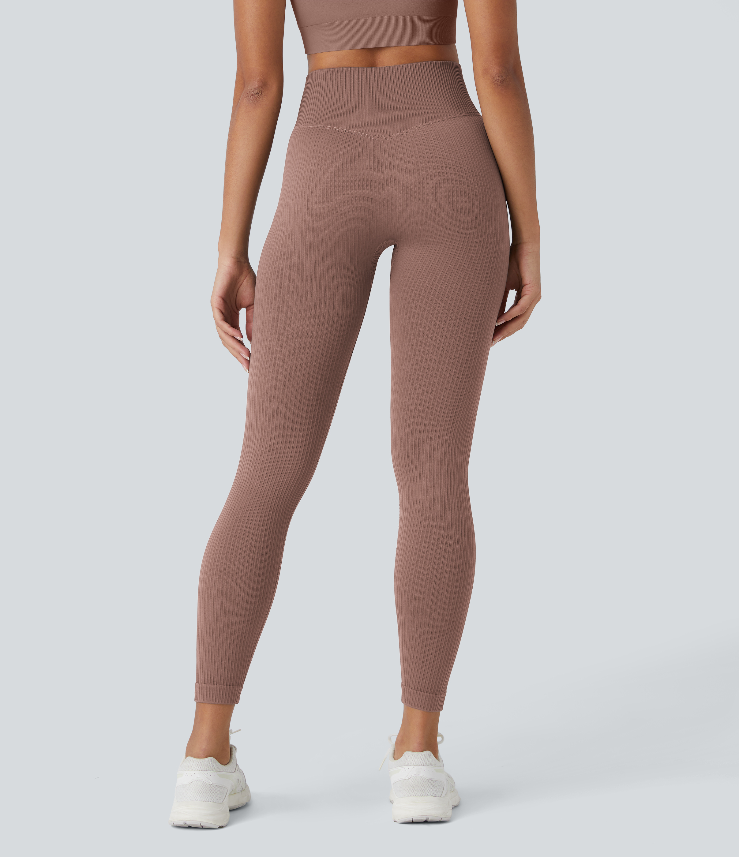 Halara Skin Friendly Soft Seamless Flow Ribbed High Waisted Tummy Control Yoga 7/8 Leggings  - Mocha Brown - L(7/8) gym leggings 