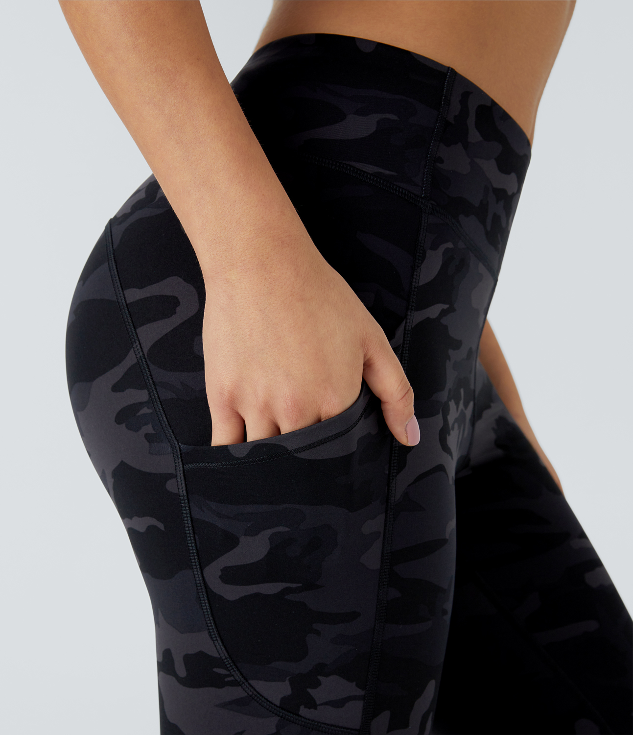 Halara High Waisted Side Pocket 7/8 Leggings  - Black Camo - S gym leggings leggings with pockets leggings with butt lift 