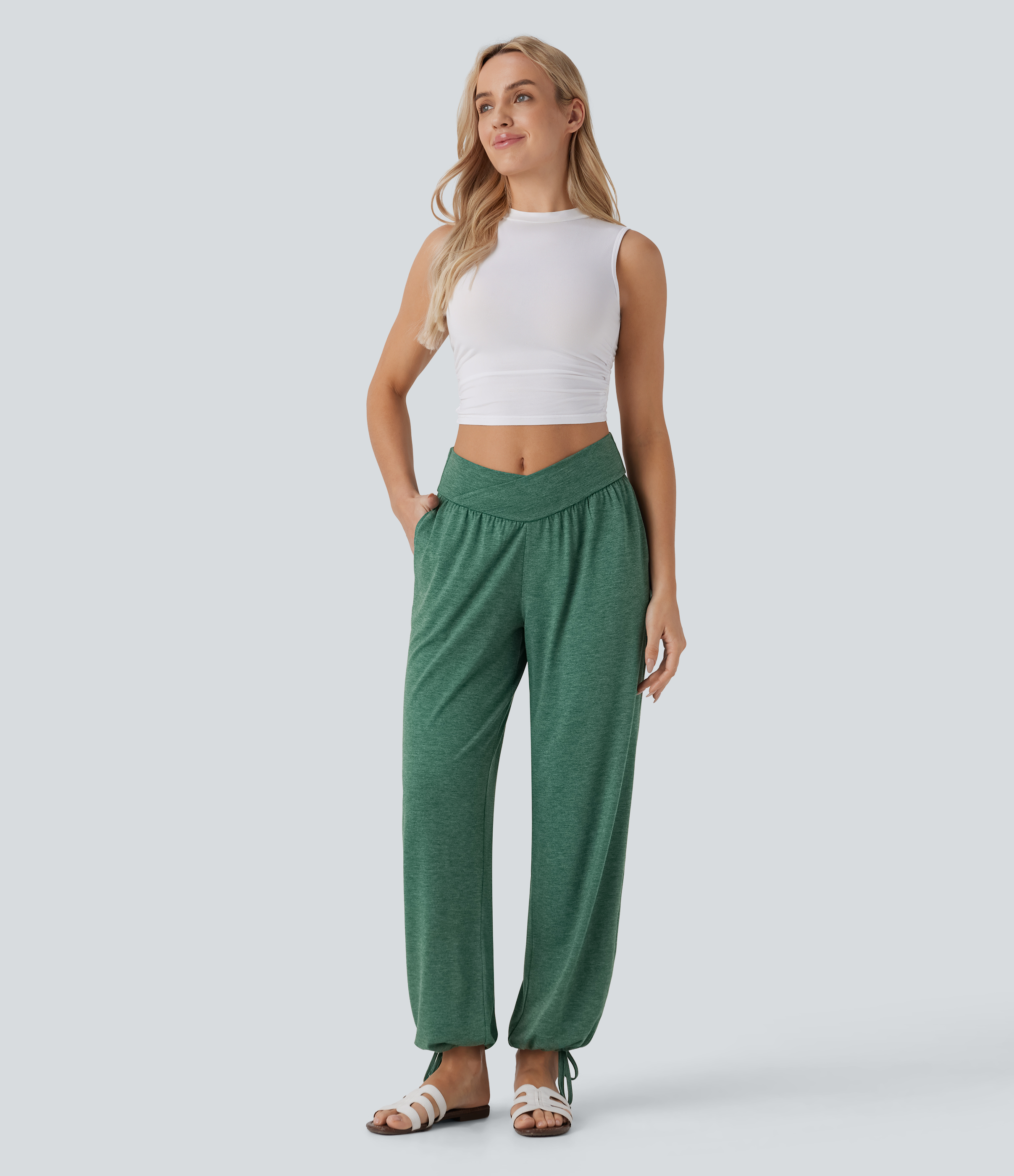 Halara Crossover High Waisted Side Pocket Drawstring Casual Joggers  - Emerald Floral Yarn - L(regular) 