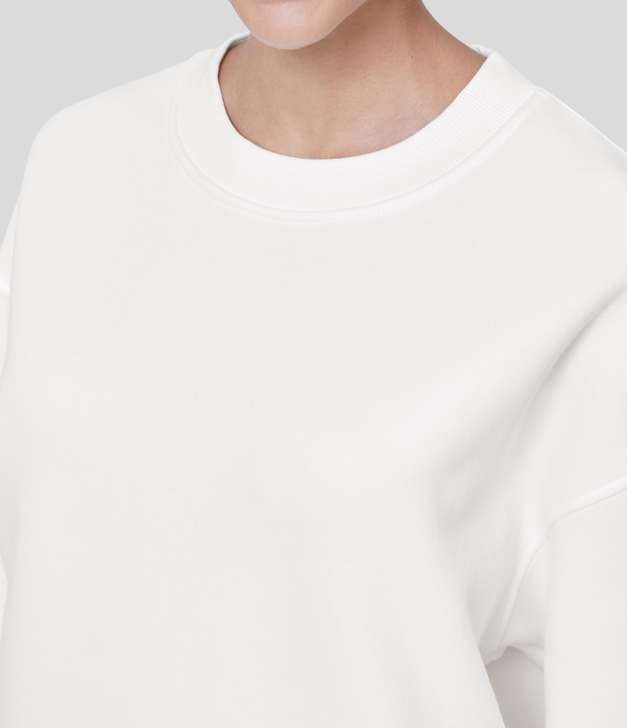 

Halara Round Neck Long Sleeve Solid Oversize Casual Cotton Sweatshirt - White