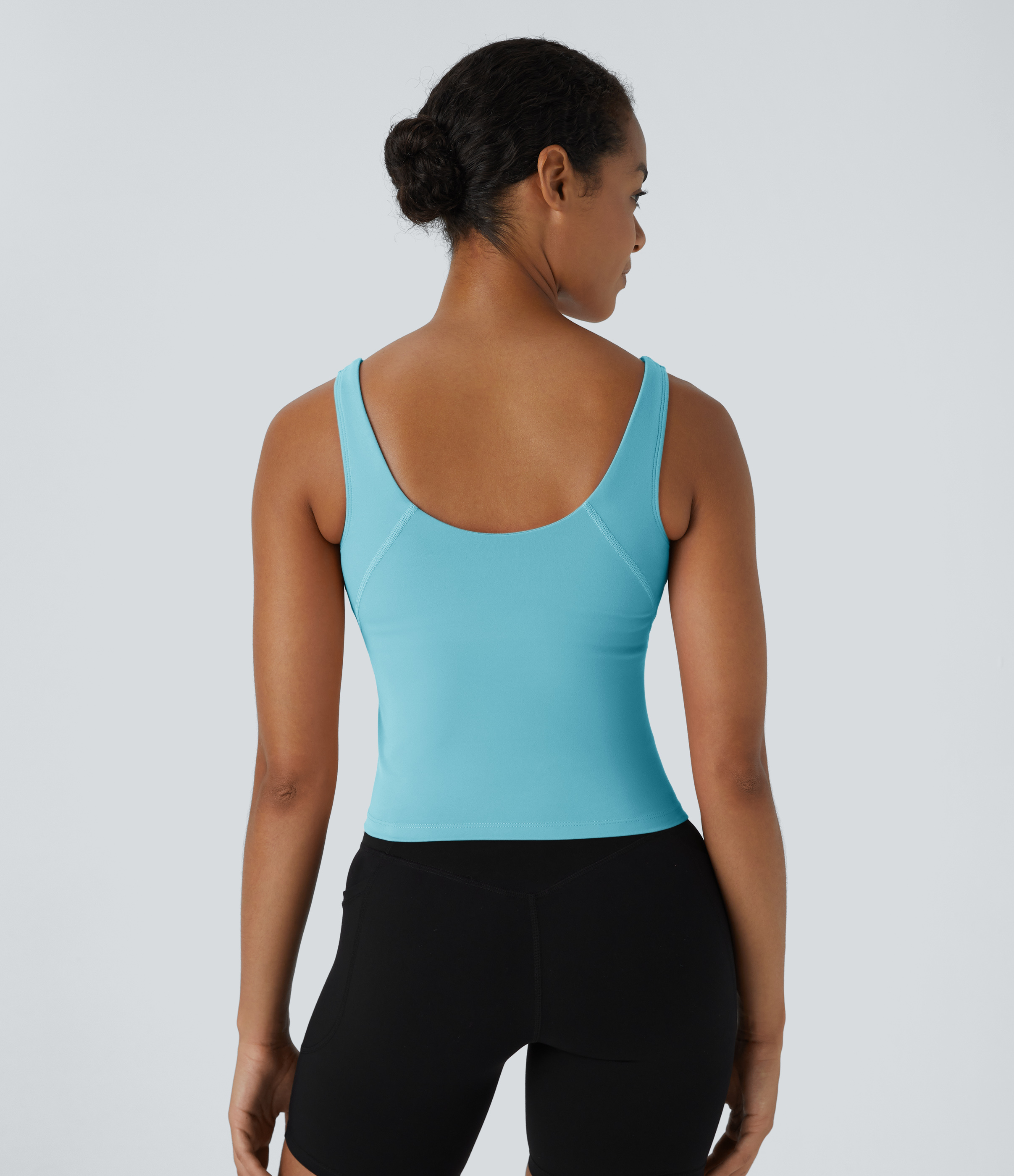 新着入荷の通販 Women's Halara - Top Tank Plain Neck V Padded Plush Softlyzero™ トップス
