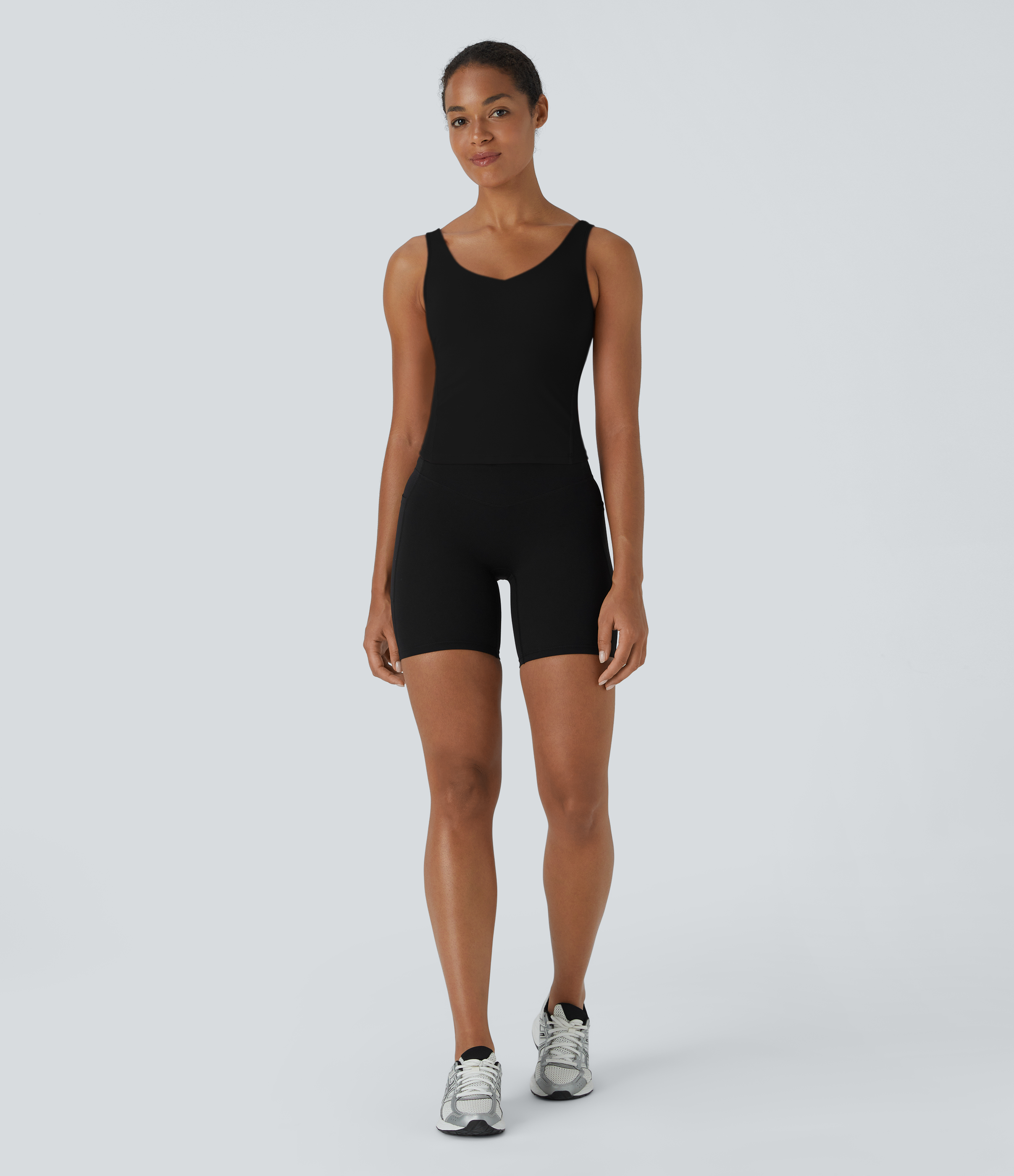Women's SoftlyZero™ Plush Padded V Neck Plain Tank Top - Halara