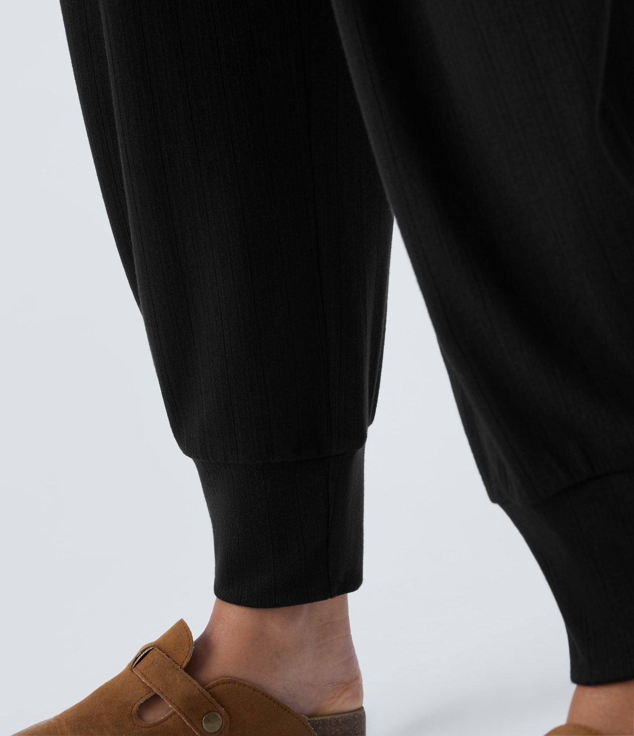 Halara Ribbed Knit High Waisted Plicated Side Pocket Casual Joggers  - Black - XS(regular) 