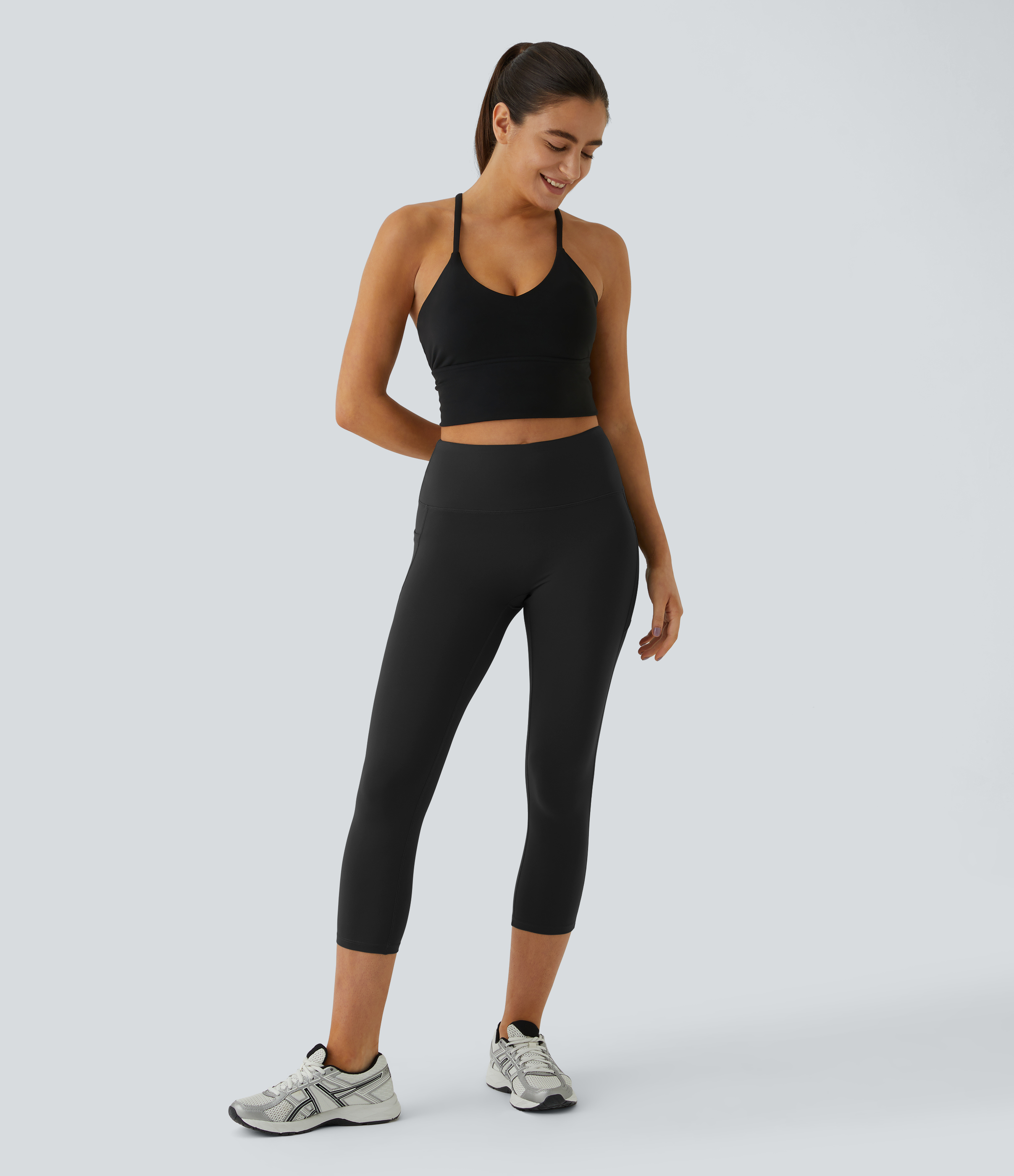 Halara PatitoffВ® 2.0 Pet Hair Resistant High Waisted Side Pocket Capri Yoga Leggings  - Black - M gym leggings leggings with pockets 
