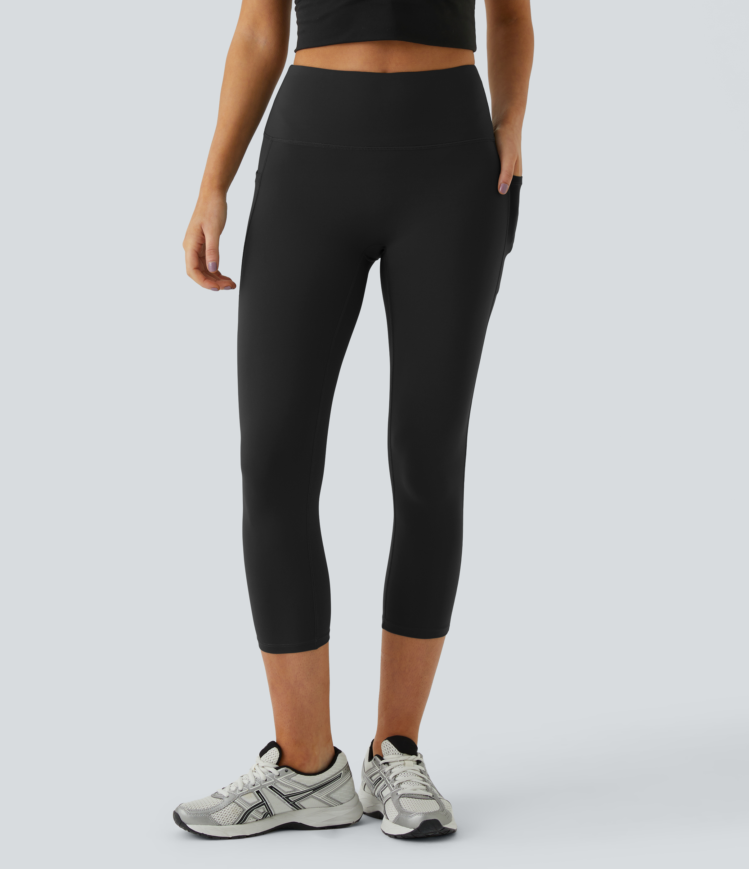 Halara PatitoffВ® 2.0 Pet Hair Resistant High Waisted Side Pocket Capri Yoga Leggings  - Black - M gym leggings leggings with pockets 