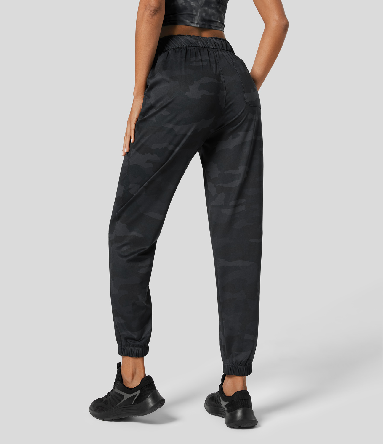 Halara Mid Rise Drawstring Side Pocket Yoga Joggers  - Iceland Black - M 