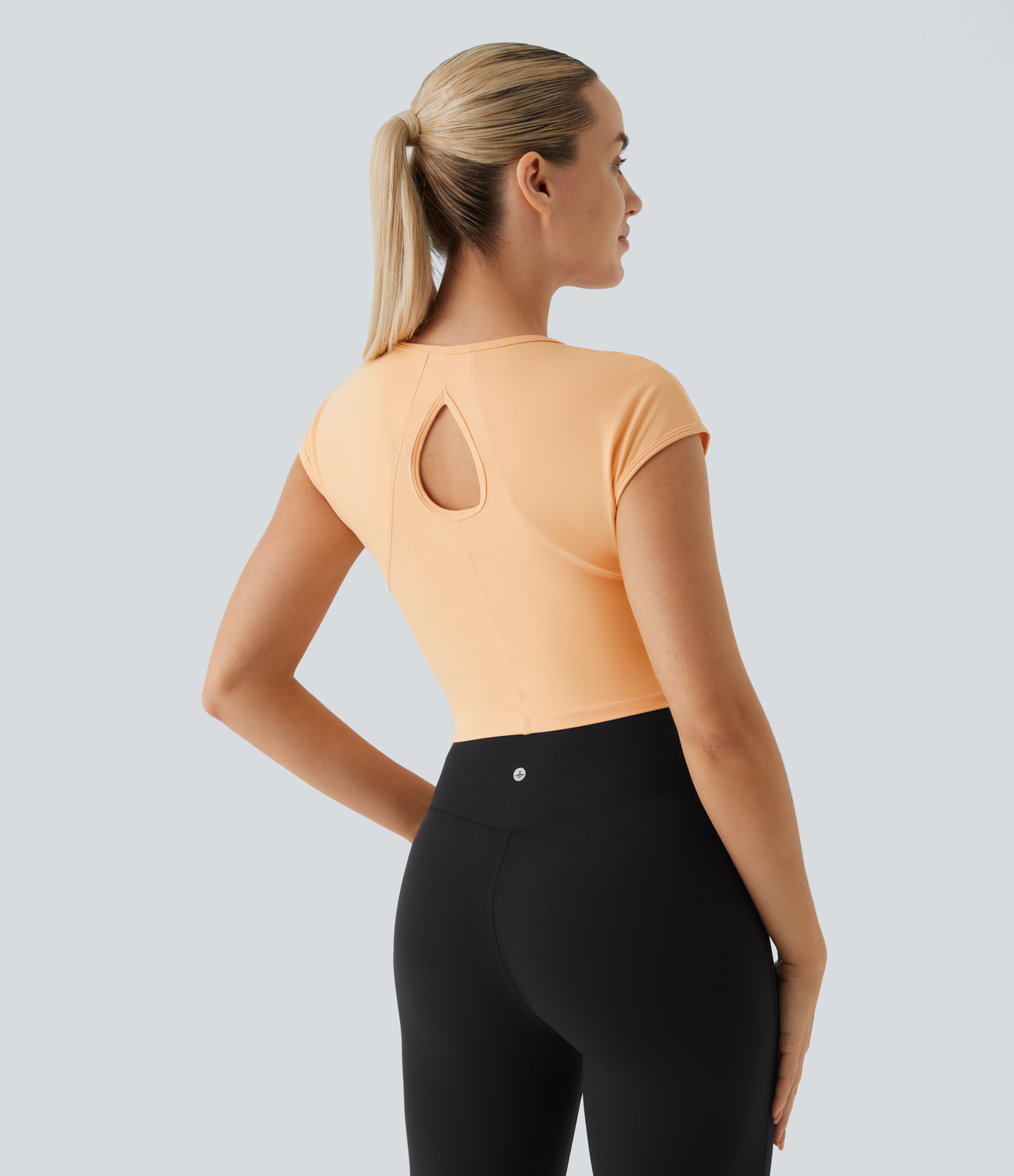 Halara Softlyzeroв„ў Sweetheart Neck Cut Out Cropped Slim Yoga Sports Top-UPF50+  - Apricot Sherbet - XL 