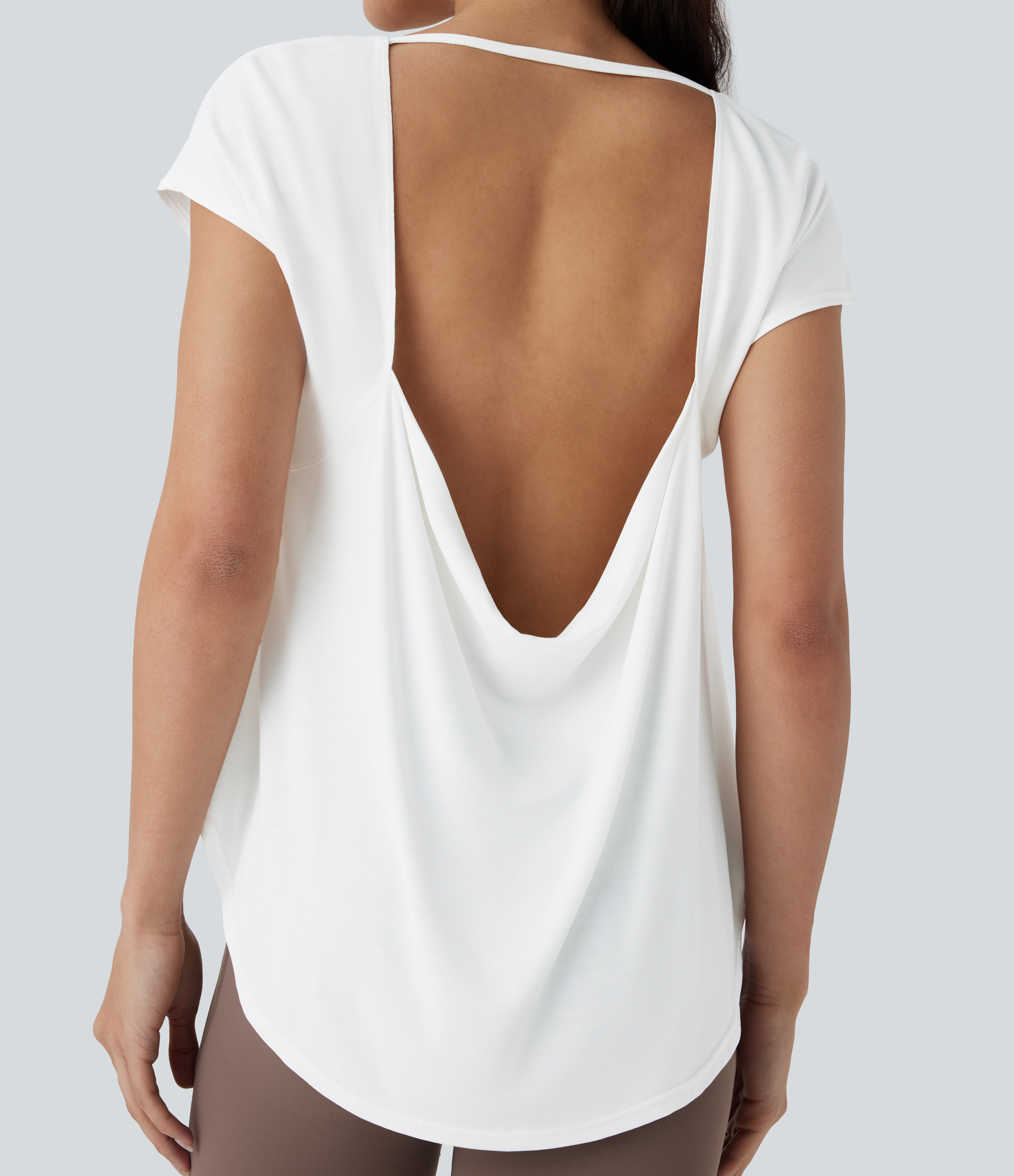 Halara Backless Cowl Back Short Sleeve Curved Hem Yoga Sports Top  - White - L 