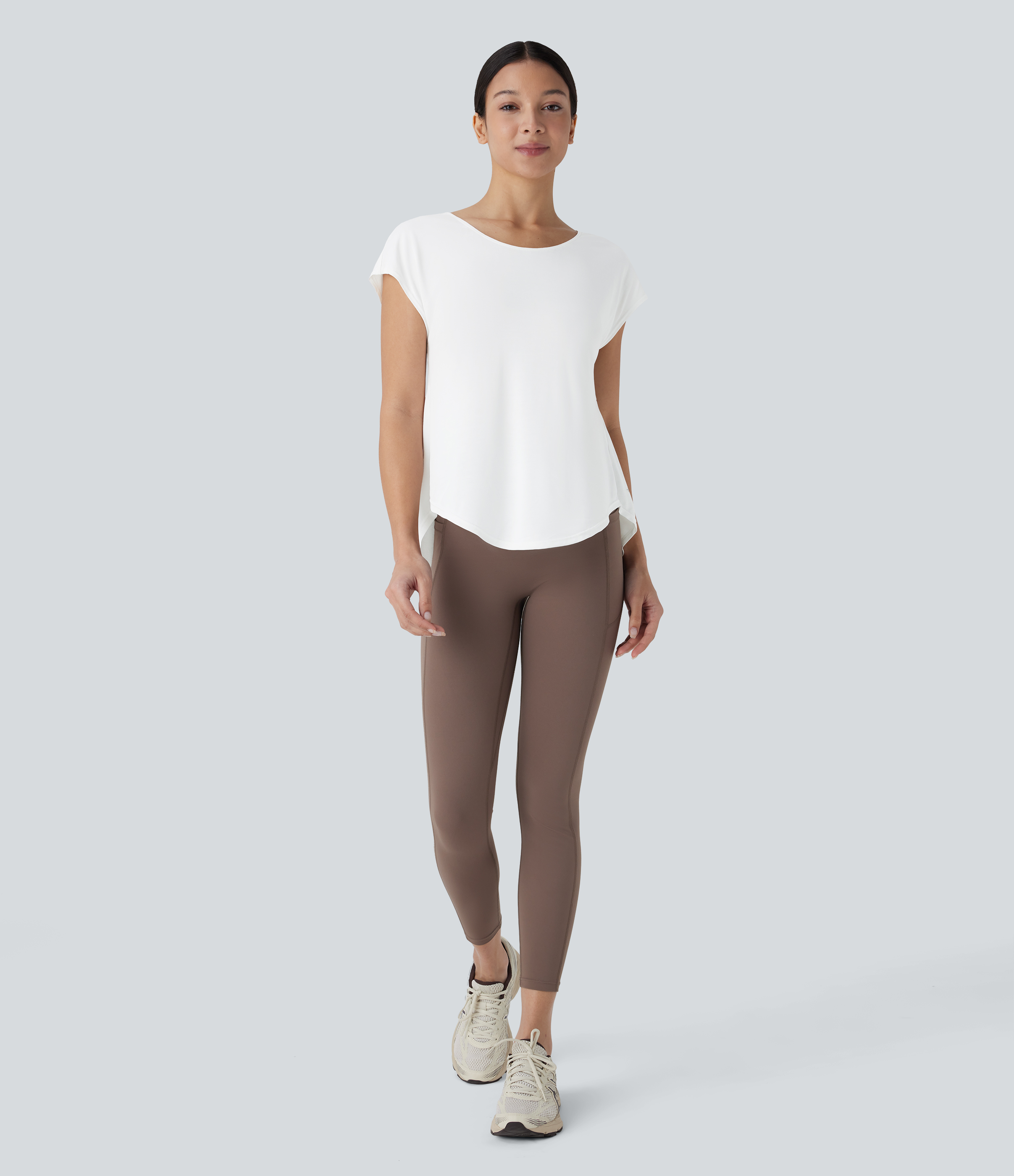 Halara Backless Cowl Back Short Sleeve Curved Hem Yoga Sports Top  - White - L 