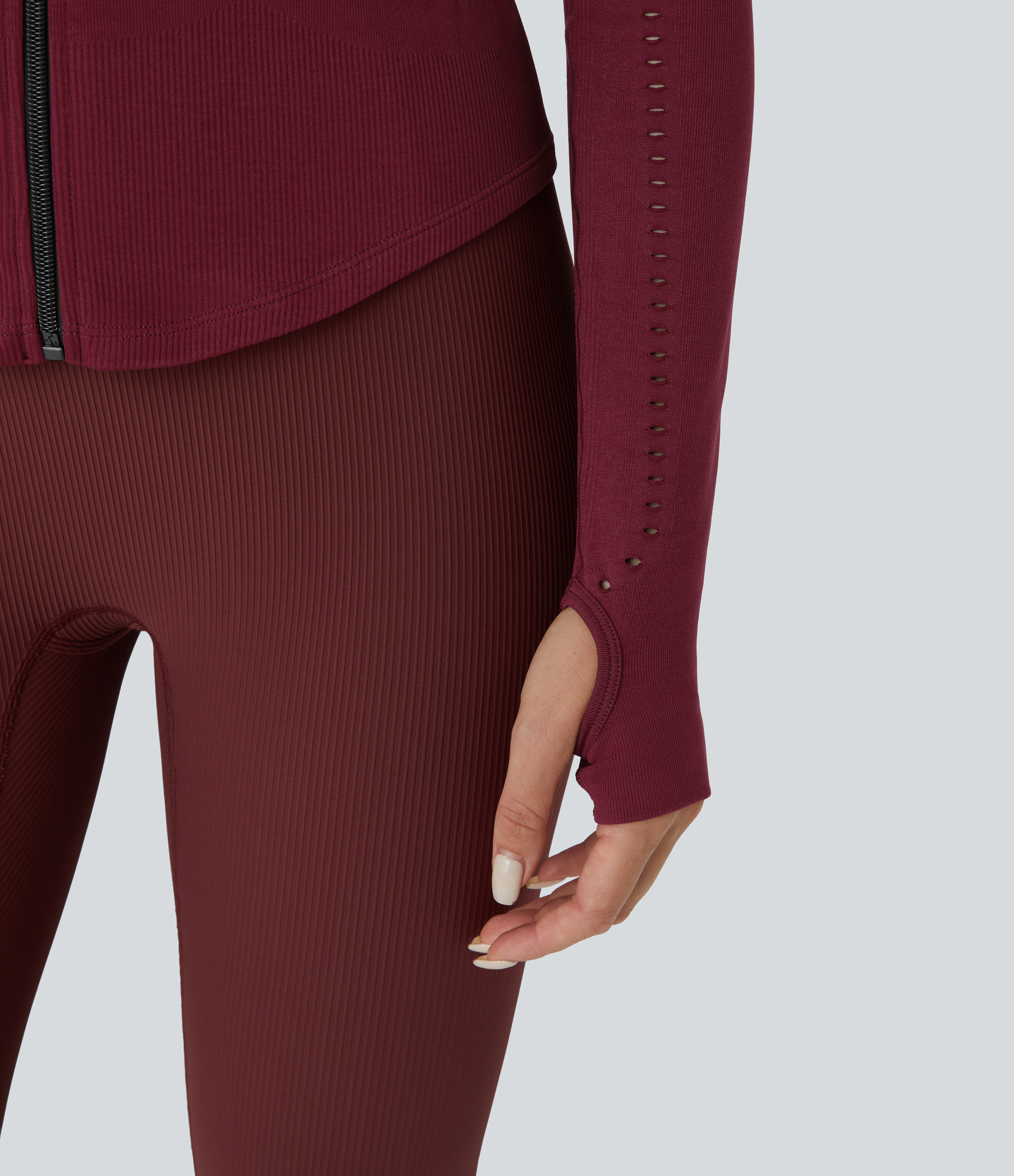 Halara Seamless Flow Stand Collar Long Sleeve Thumb Hole Zipper Skinny Yoga Jacket  - Cabernet - L 
