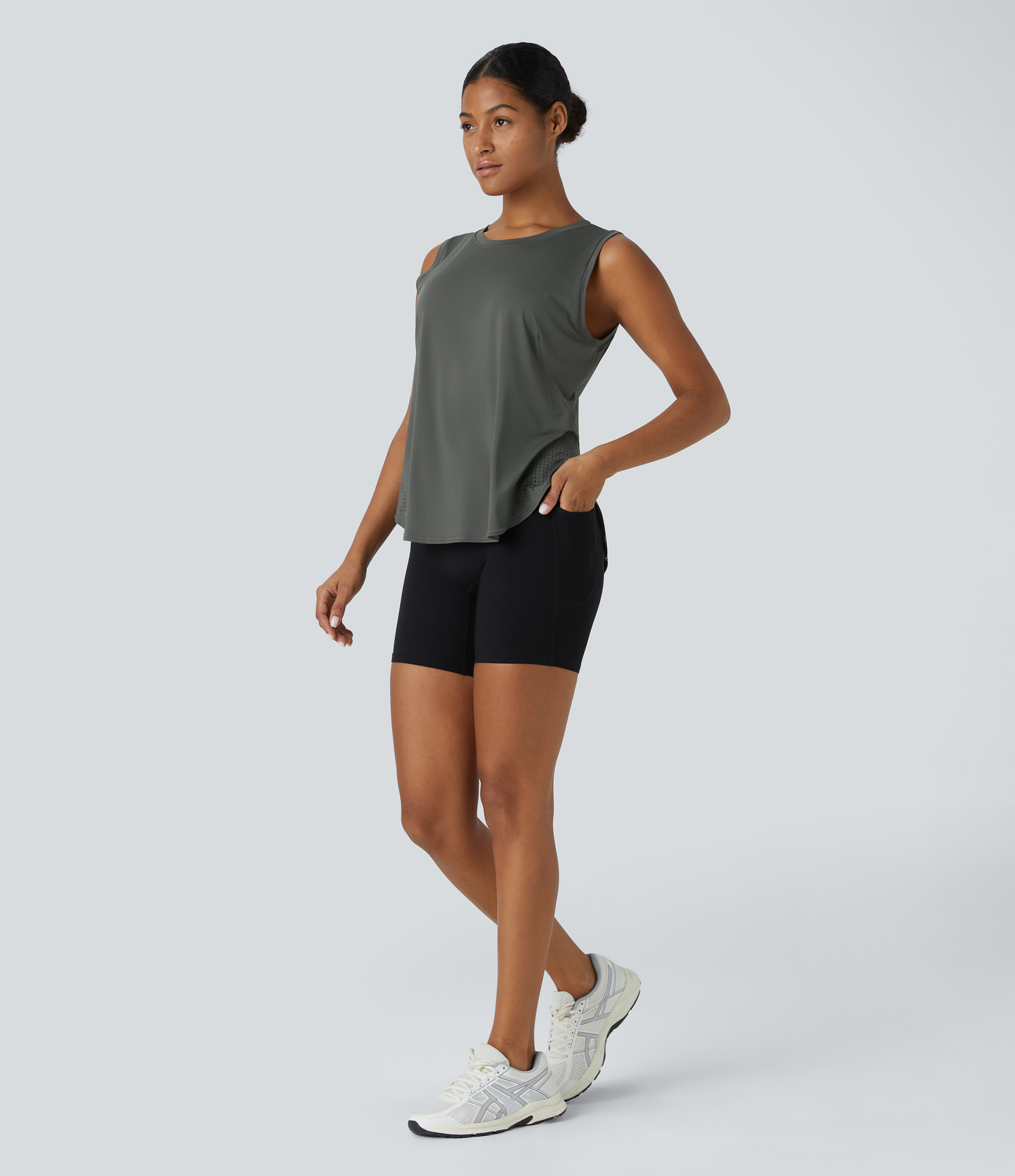 Halara Round Neck Mesh Curved Hem Tennis Tank Top Tank Top - Gunmetal - XS golf tops halter top tunic tops sleeveless tops backless top 