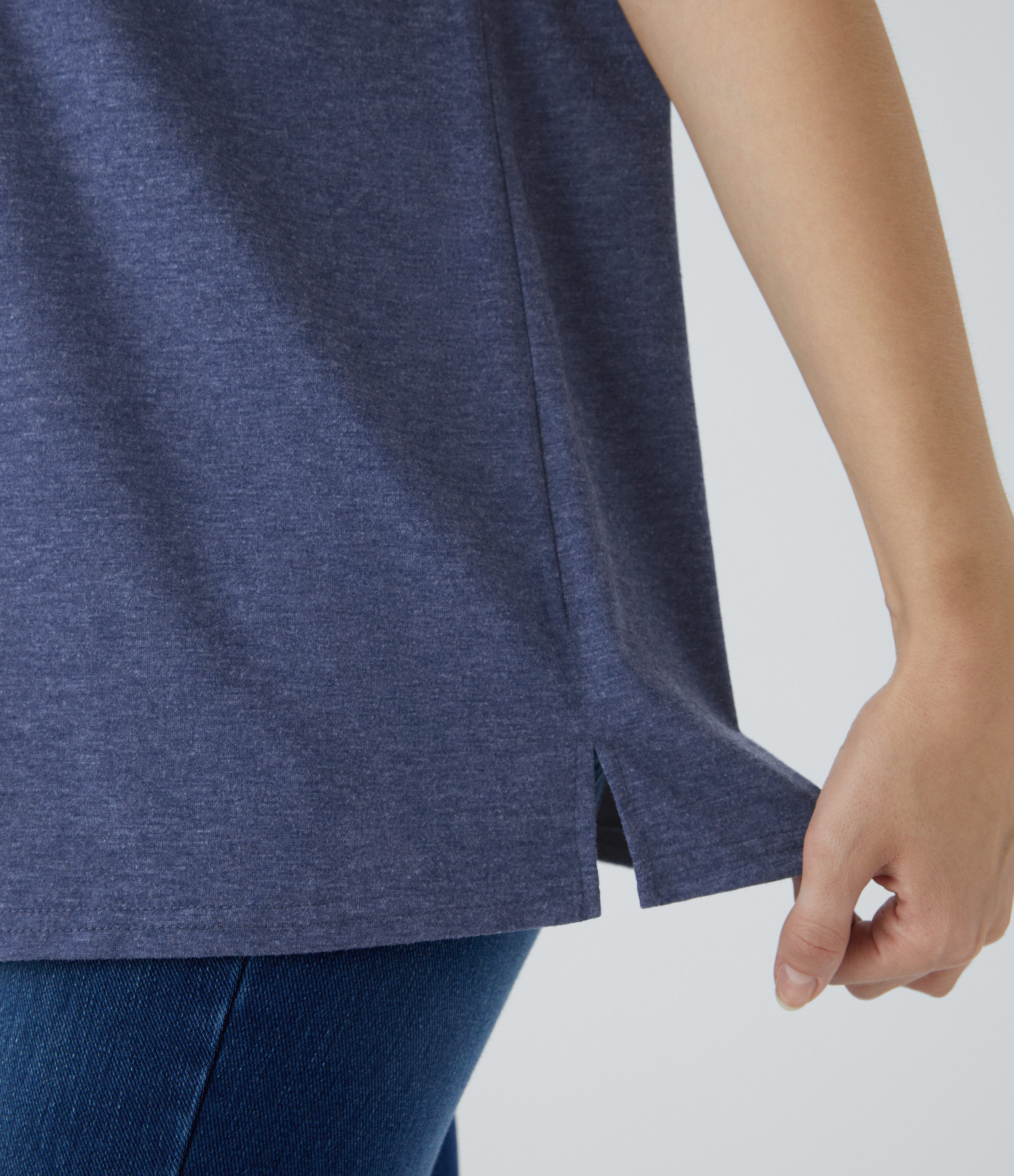 Halara Round Neck Chest Pocket Split Hem Relax Casual T-Shirt  - Mottled Indigo - XL 