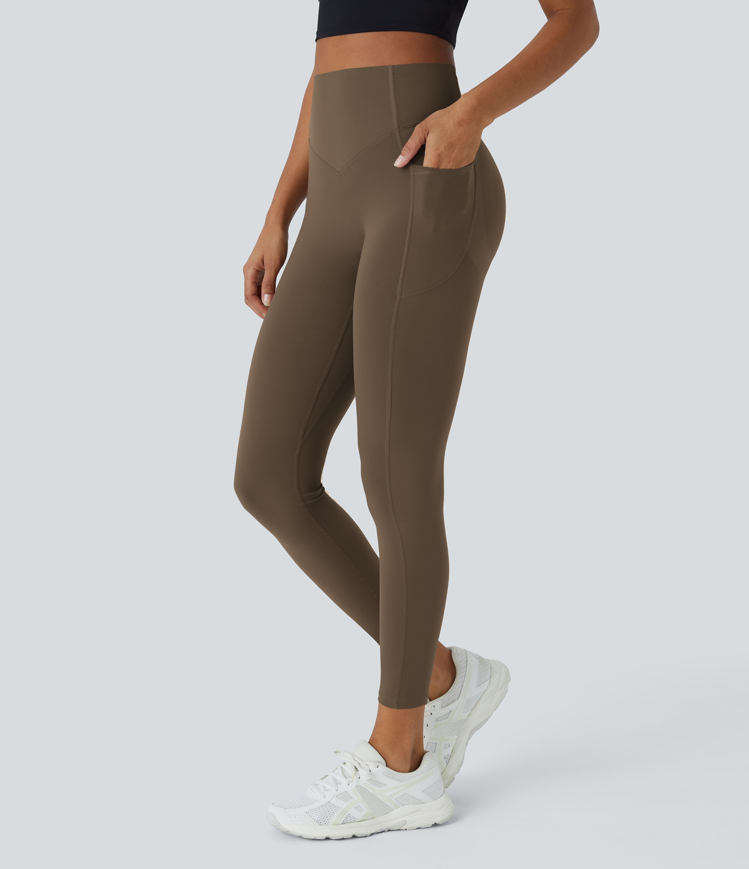 Halara SoCinched High Waisted Butt Lifting Tummy Control Side Pocket Shaping Training UltraSculpt Leggings  - Thick Earthy Brown - L(7/8) 