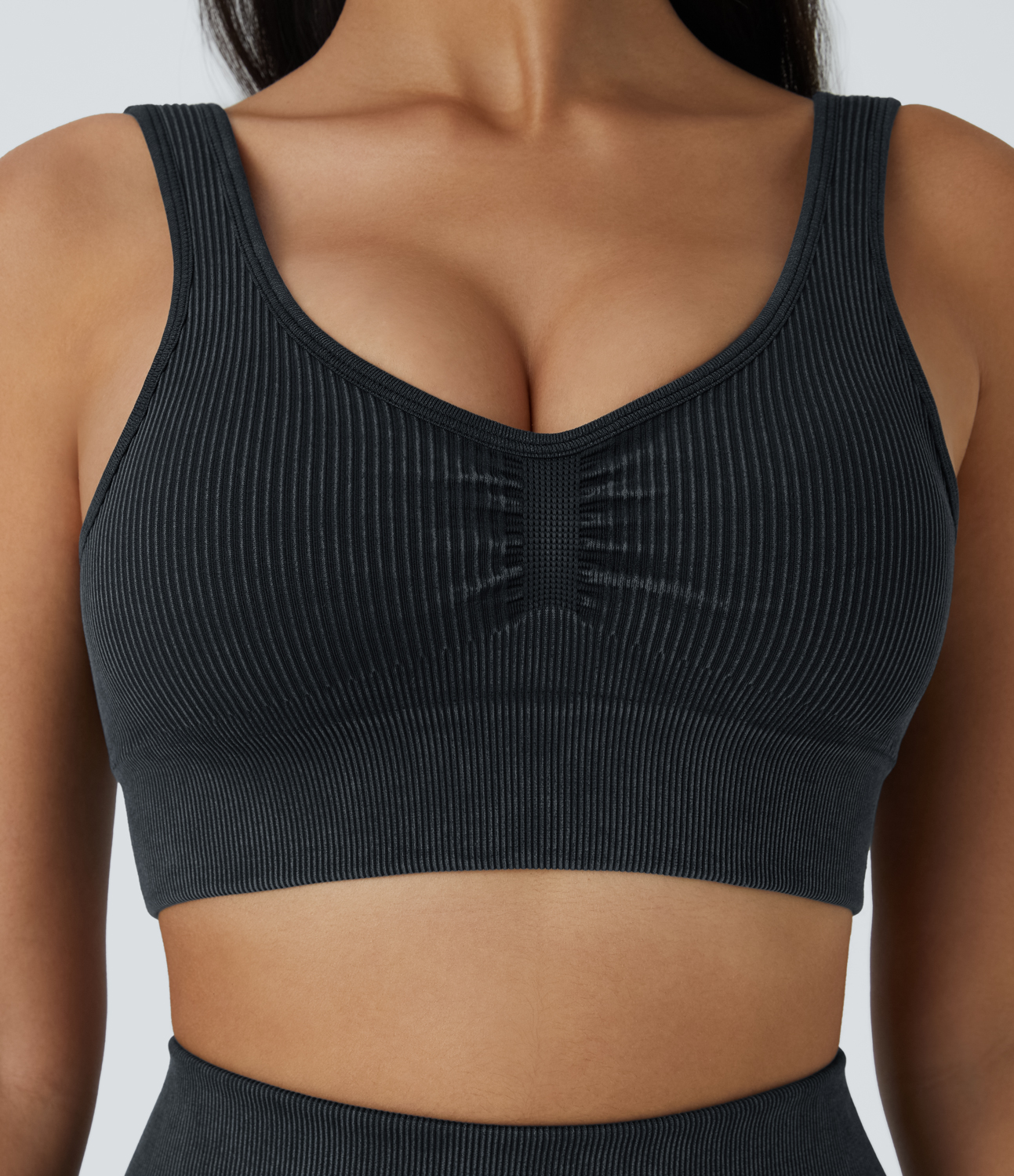 Halara Seamless Flow Medium Support Ruched Yoga Sports Bra  - Black - M push up bra strapless bra backless bra sticky bra wireless bra 