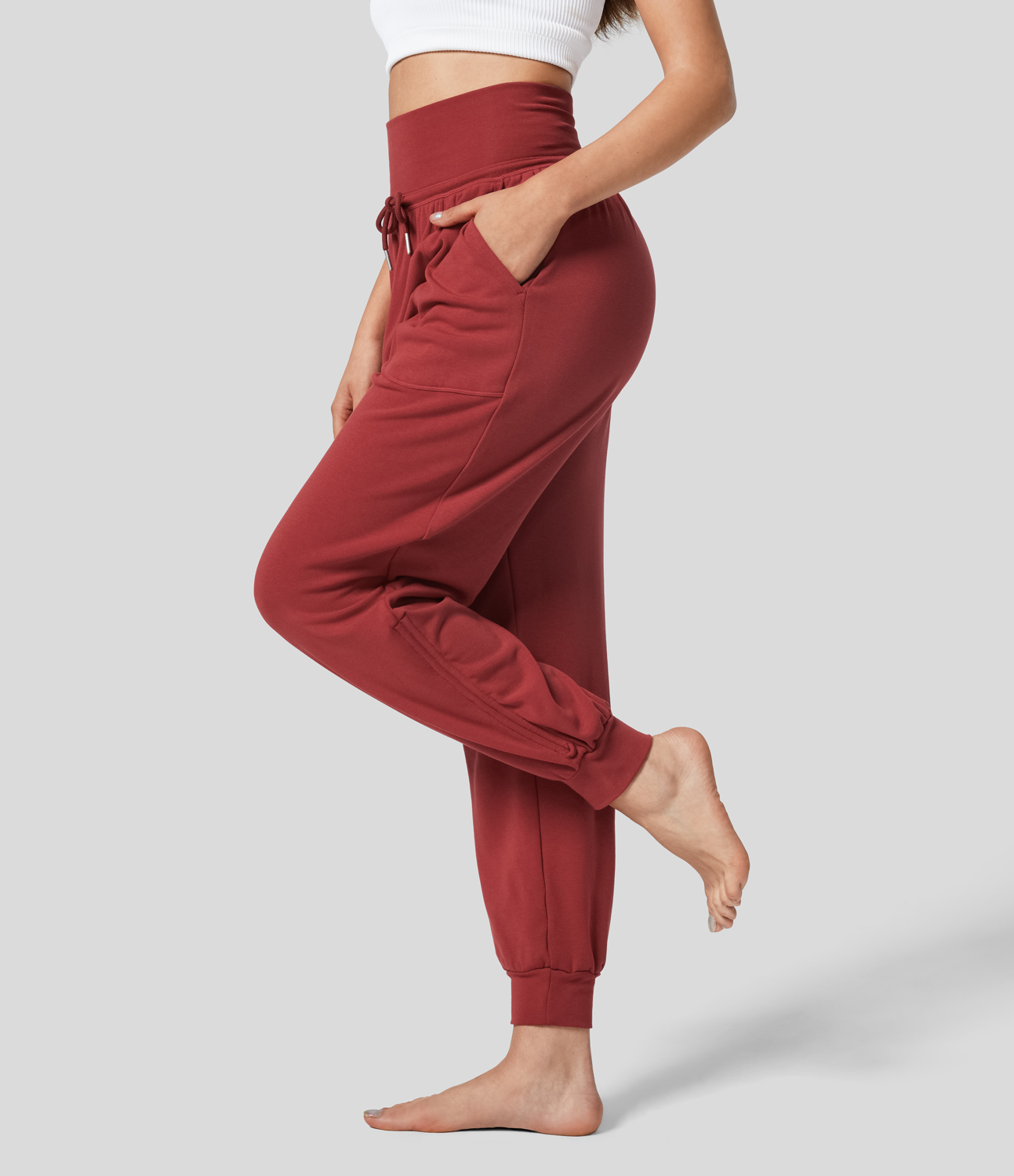 Halara High Waisted Drawstring Plicated Side Pocket Ankle Length Tapered Thermal Casual Joggers  - Strawberry Red - XL(regular) 