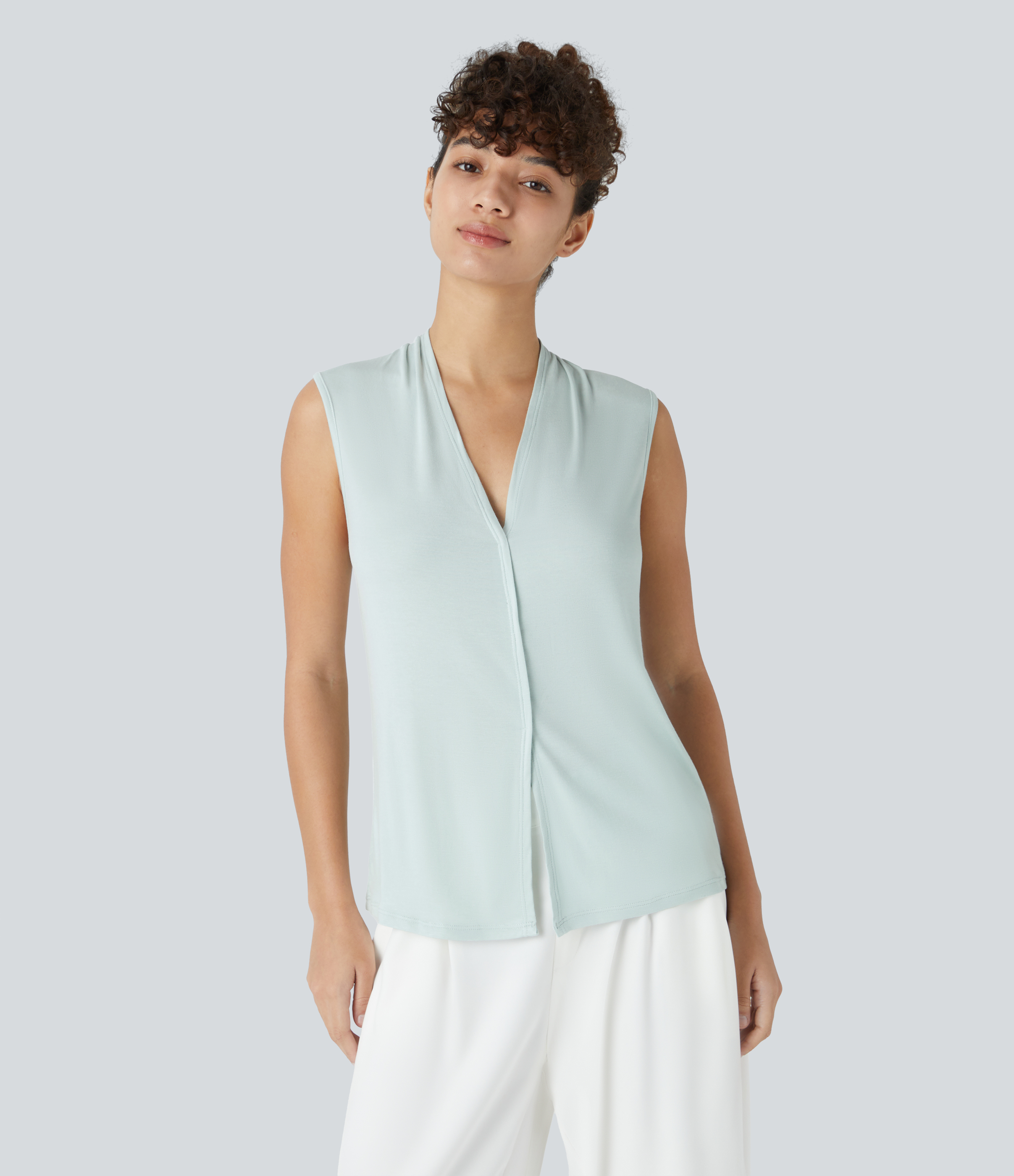 Halara V Neck Sleeveless Split Hem Solid Casual Top Tank Top - Morning Mist - M golf tops halter top tunic tops sleeveless tops backless top 
