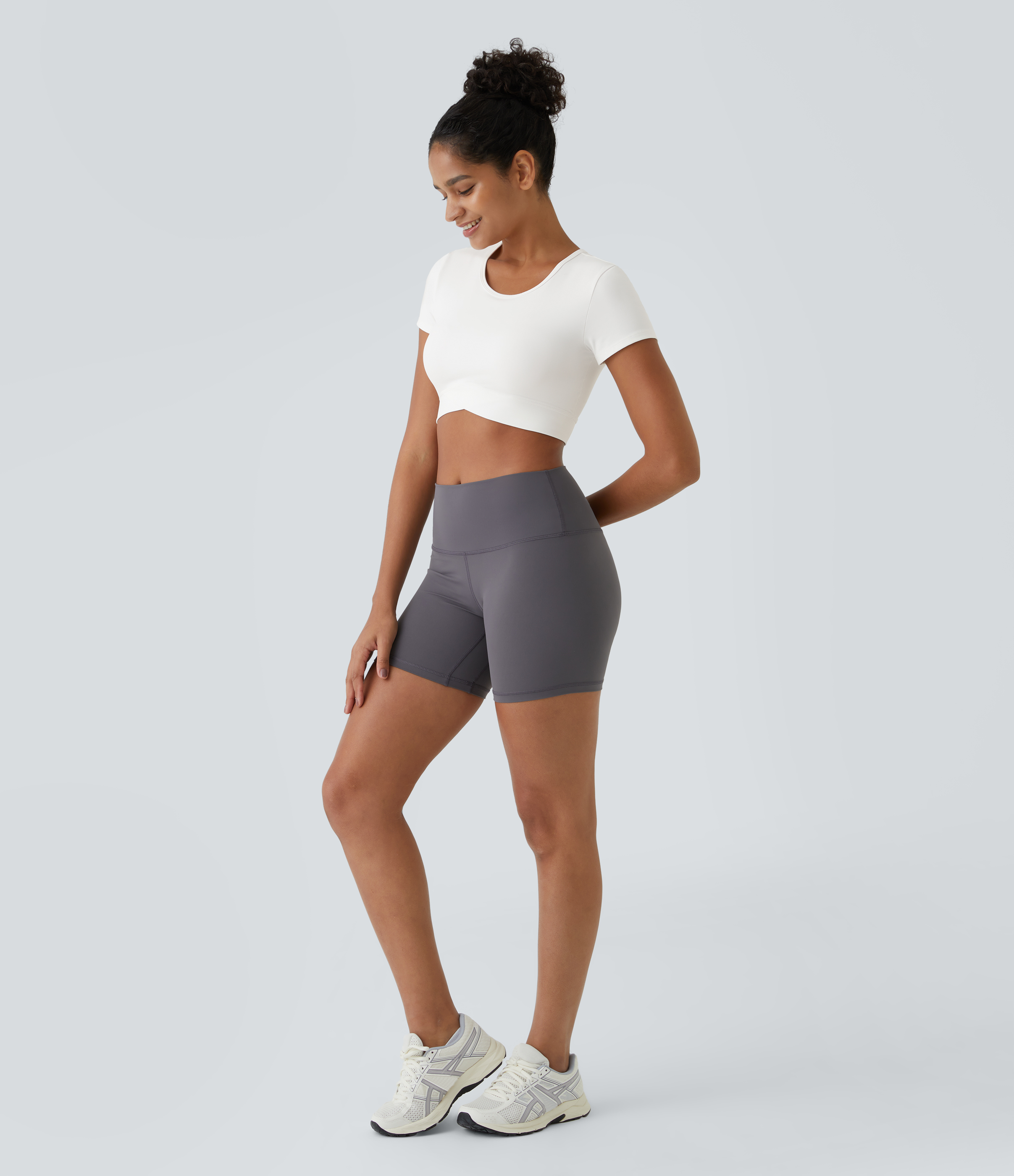 Halara Cloudfulв„ў Fabric Crossover Hem Cropped Sports Top  - White - M 