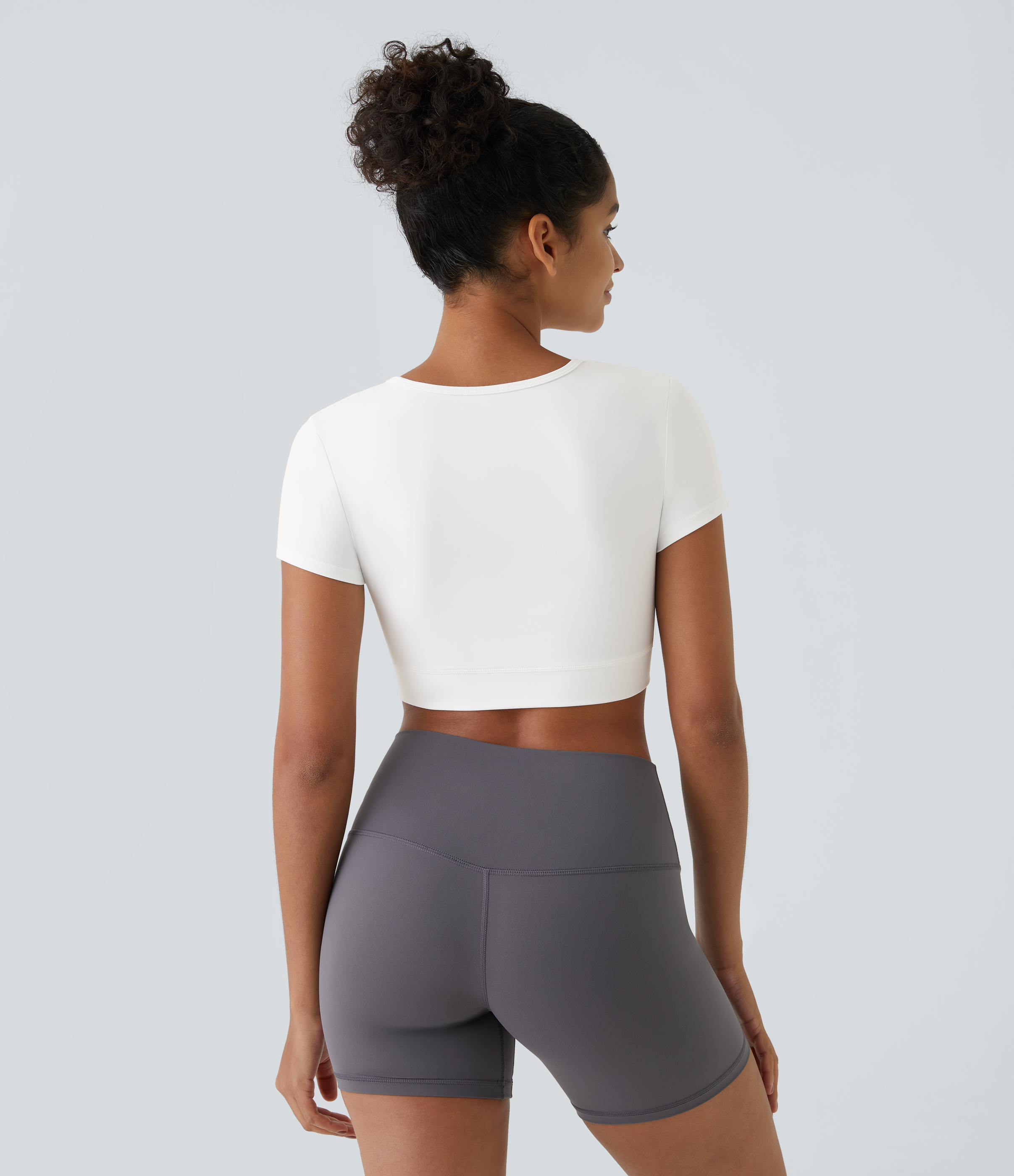 Halara Cloudfulв„ў Fabric Crossover Hem Cropped Sports Top  - White - M 