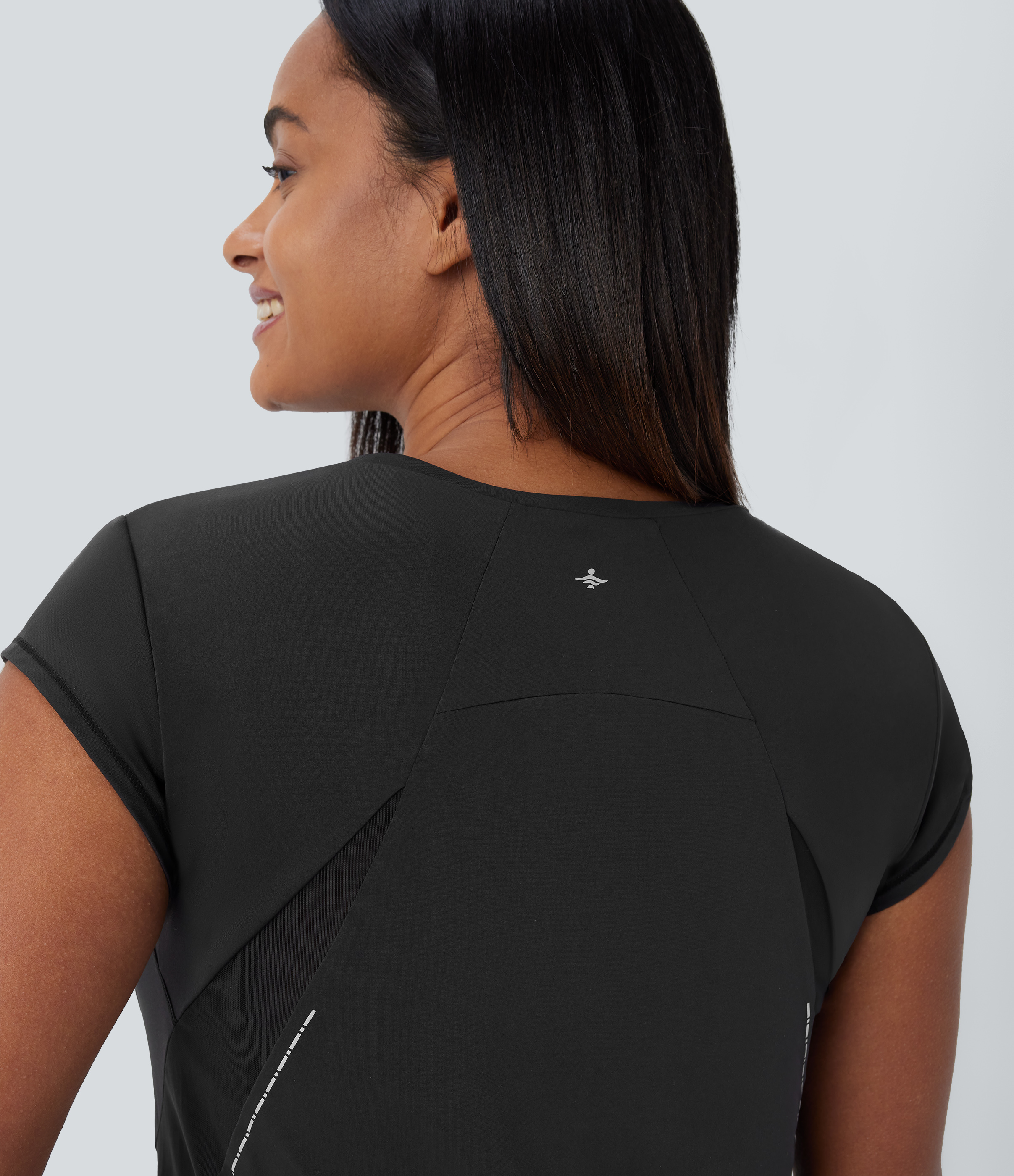 Halara Round Neck Short Sleeve Curved Hem Contrast Mesh Quick Dry Running Sports Top  - Black - S 